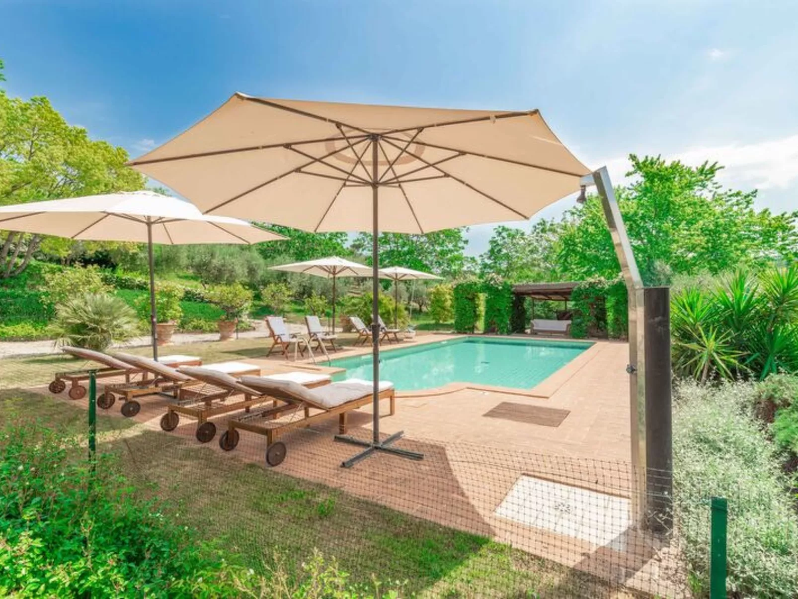 Villa La Picena - Buiten