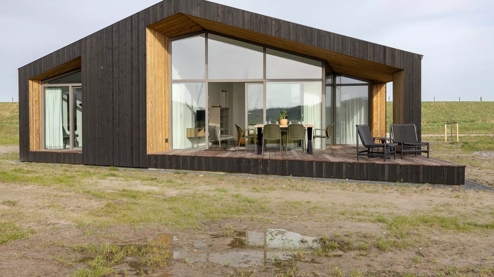 Natuurhuis Veerdijk - Buitenkant zomer