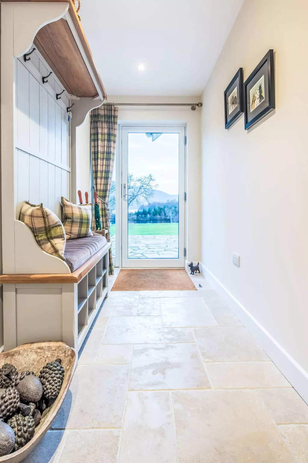 Glenmoriston Estate (2 cottages) - Binnen