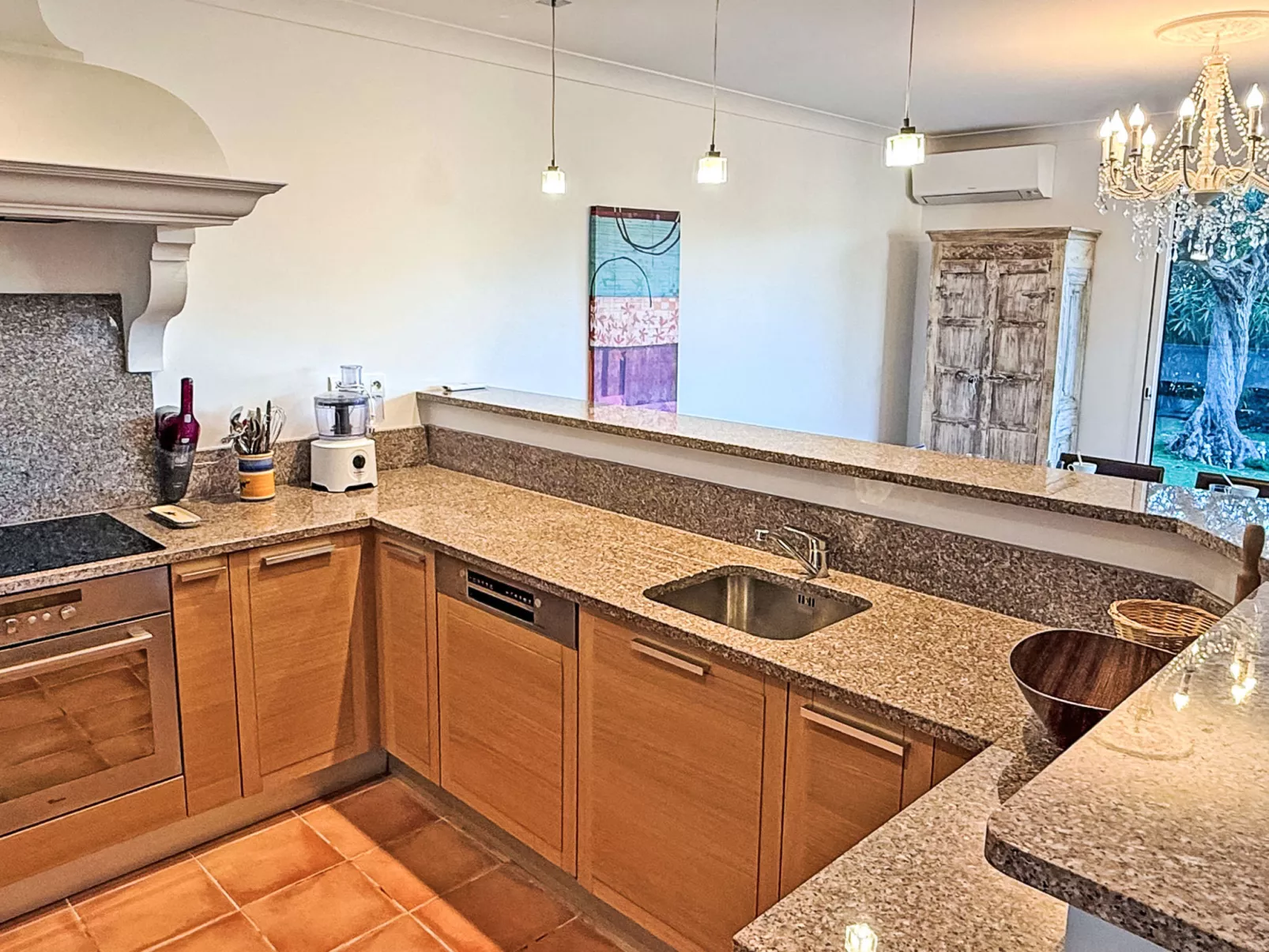 Villa Beauchene - Privates Schwimmbad - Klimaanlage - Binnen