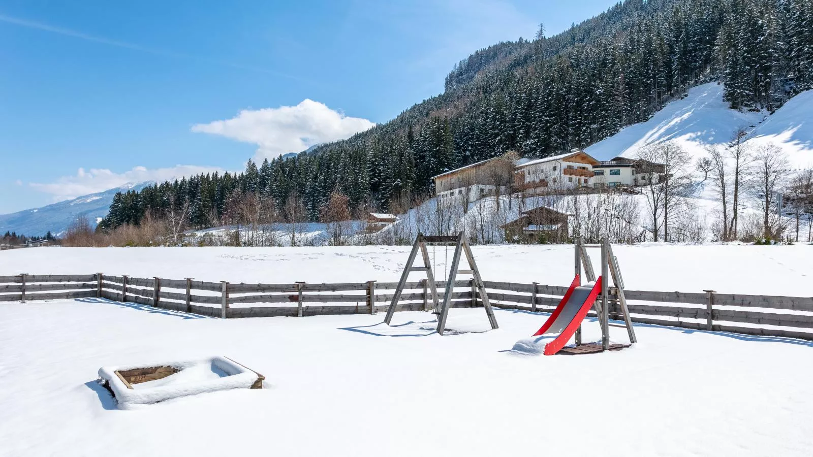 Pinzgau Lodge 1B - Parkfaciliteiten