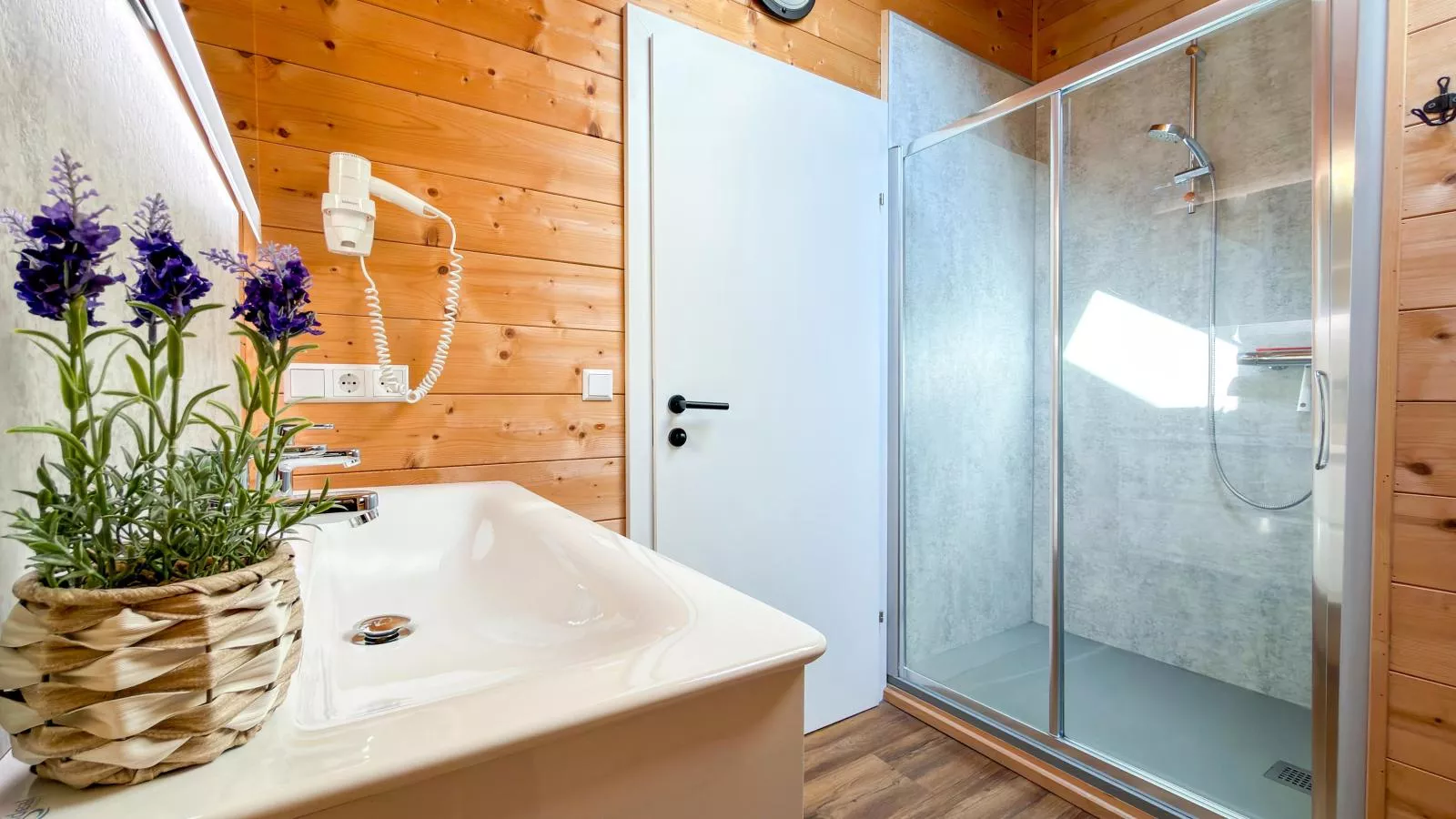 Rattendorf 20A - Badkamer