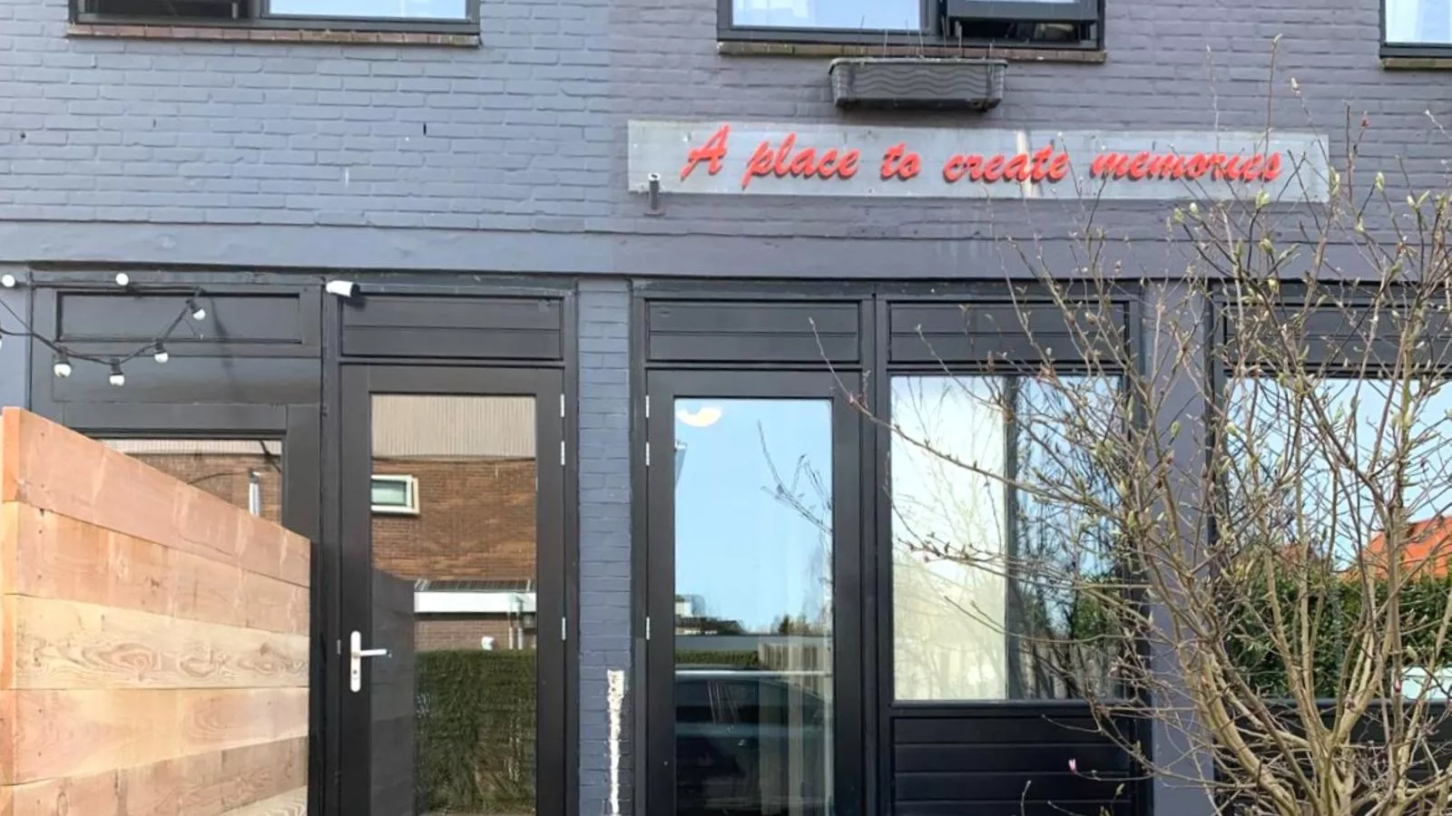 Lakes Small - Buitenkant zomer