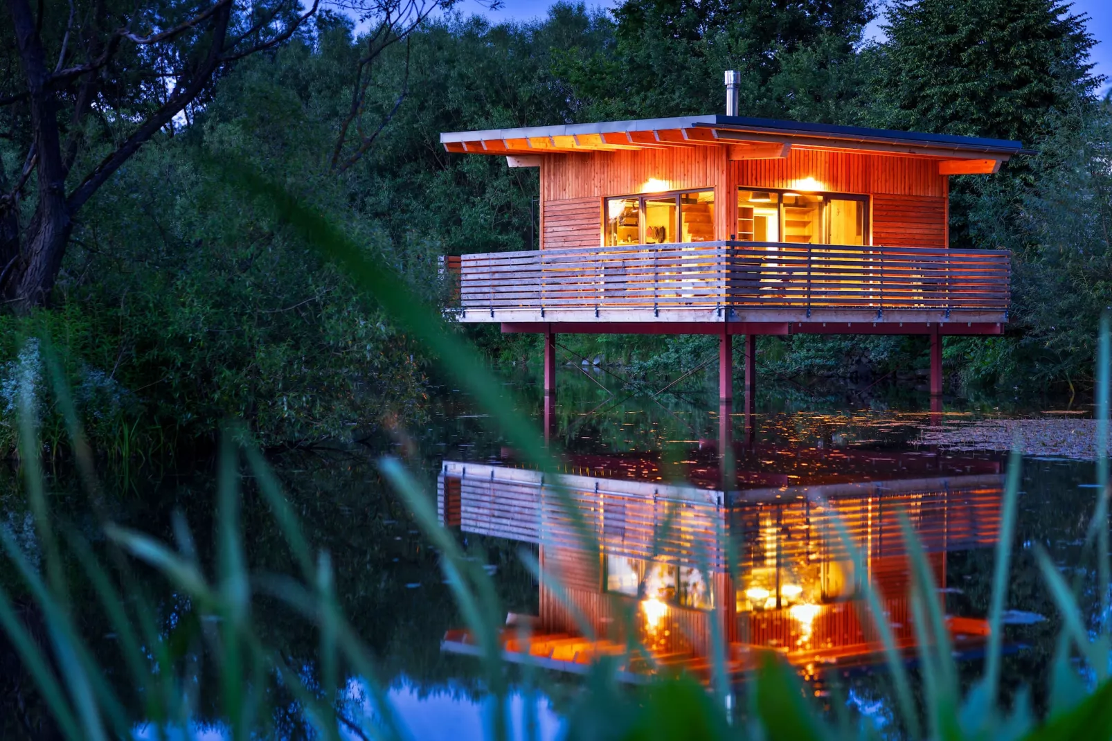 TH2 1P+40€(5) Schulz - Buitenkant zomer