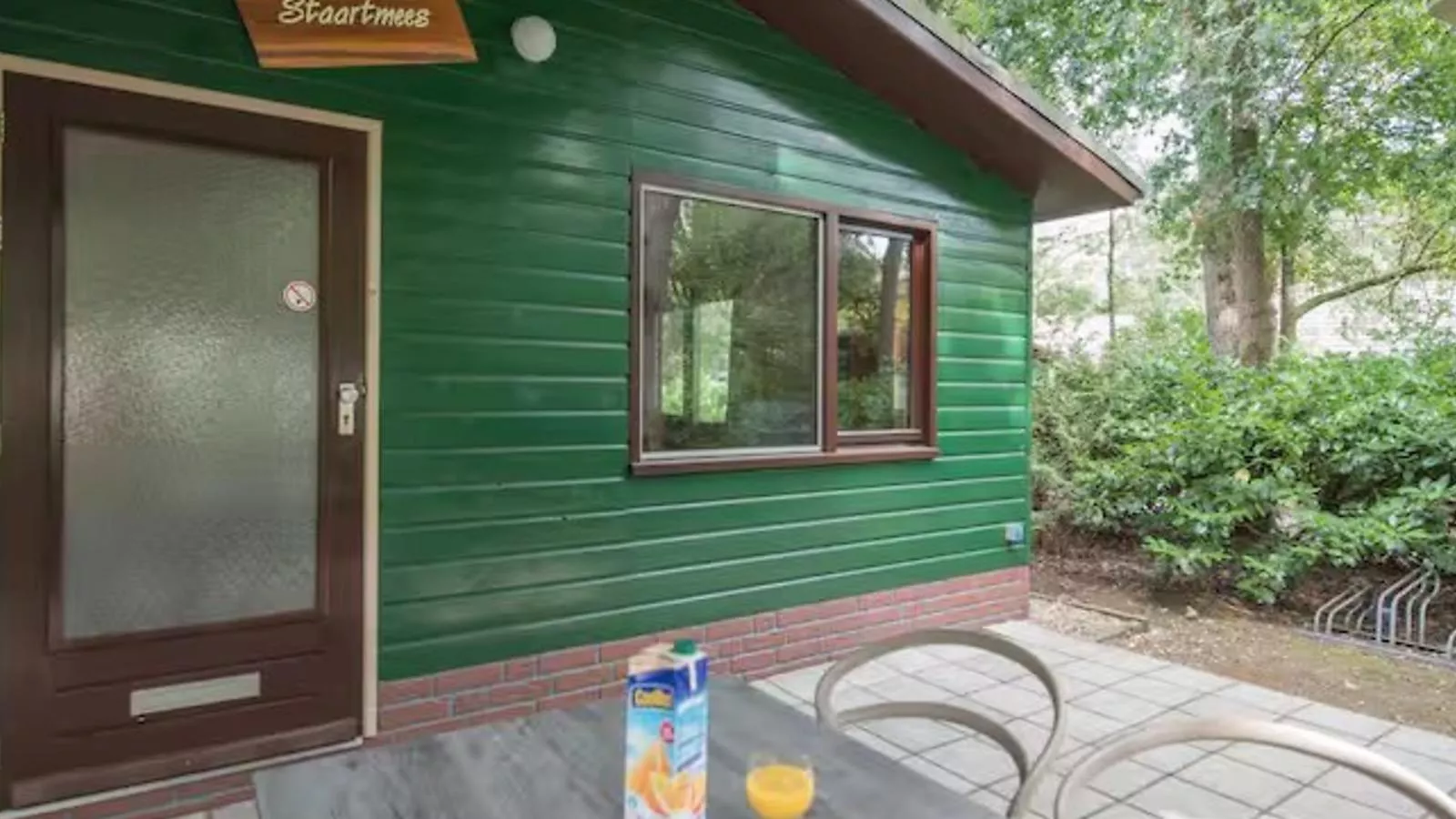 De Wielewaal - Buitenkant zomer