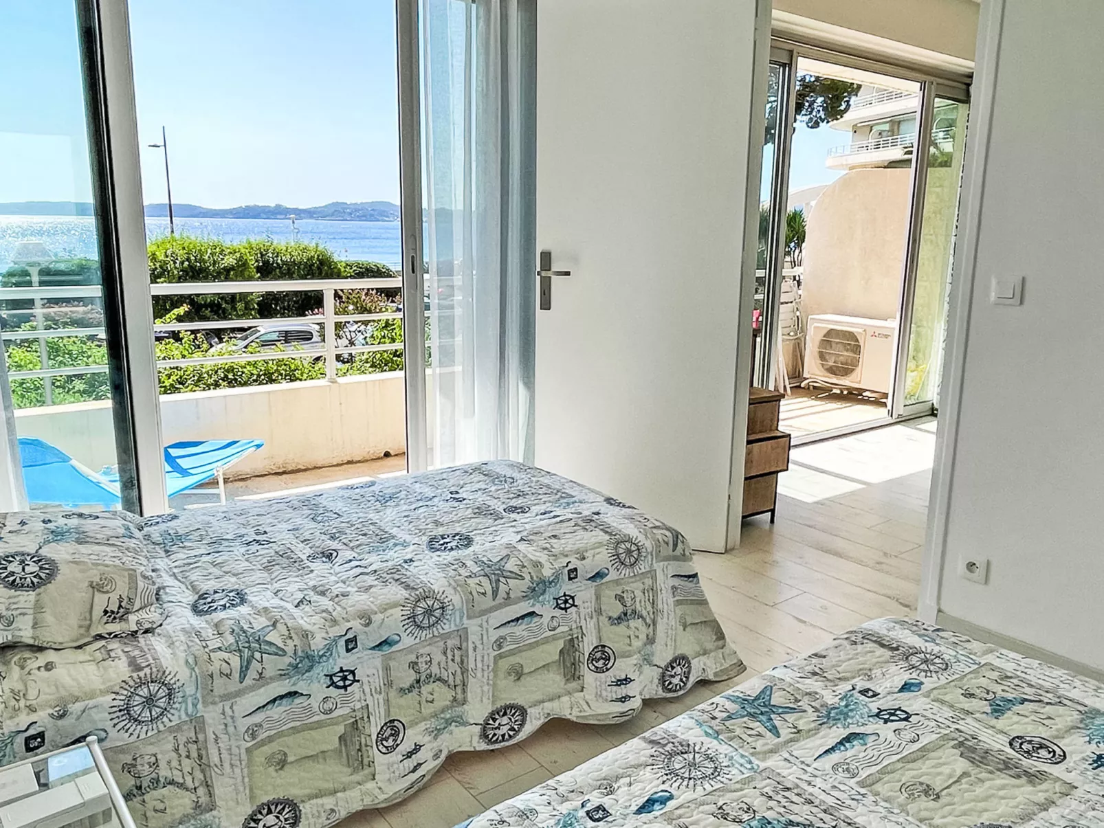 Appt T2 - Centre ville et plage - Vue Mer - Clim - Binnen