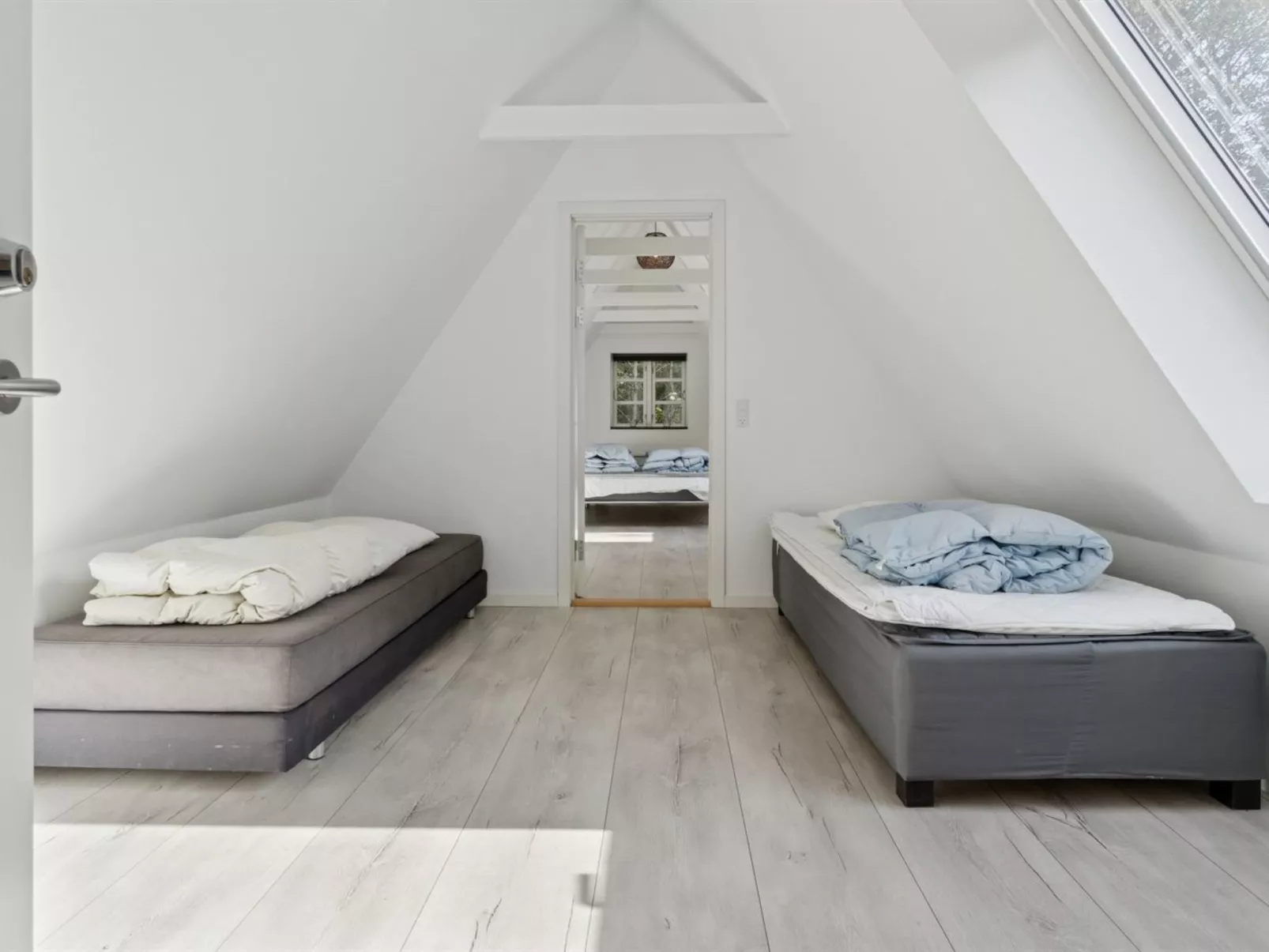 "Sigbritt" - 3.7km from the sea - Binnen