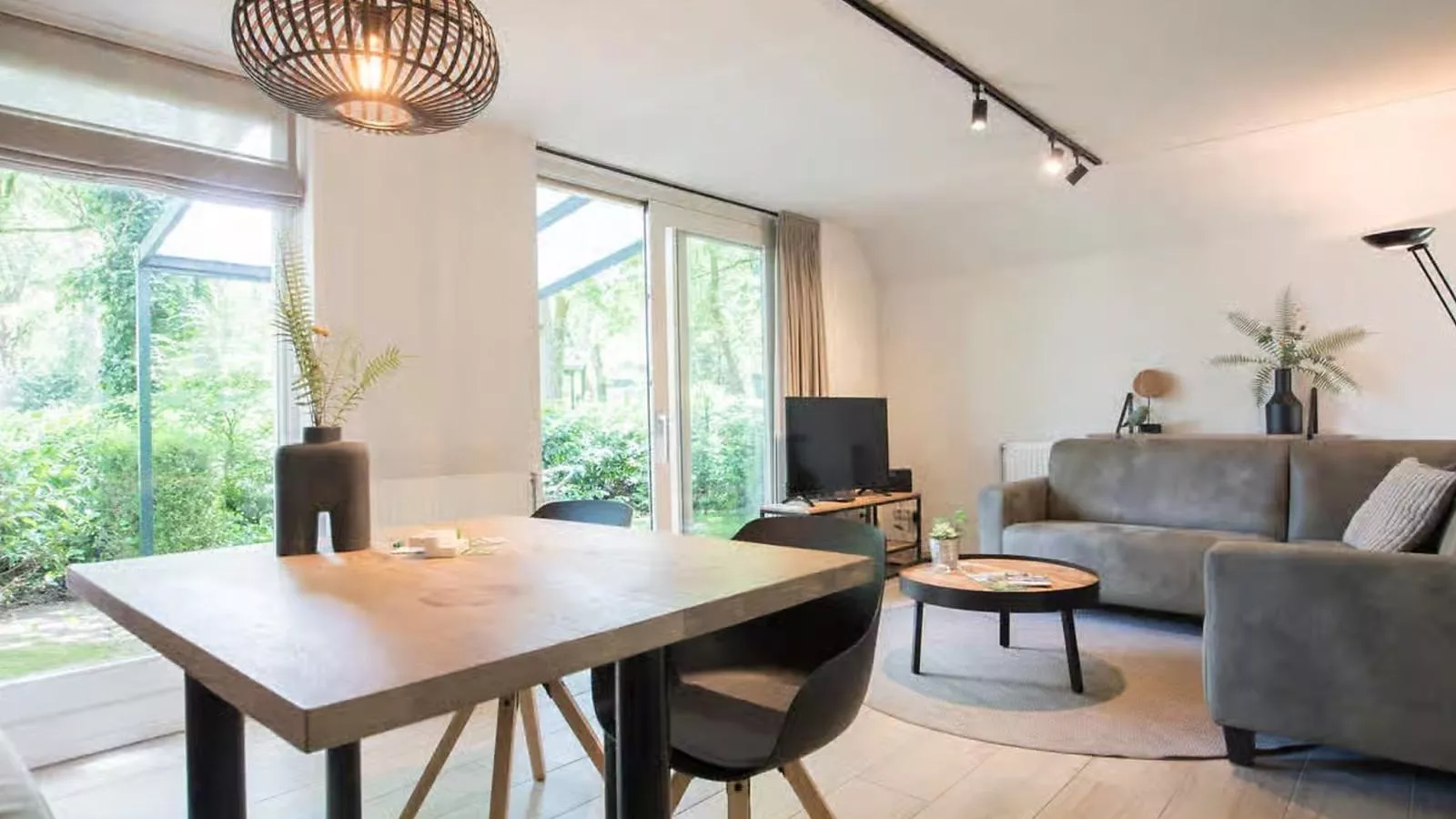 De Oeverzwaluw - Eetkamer