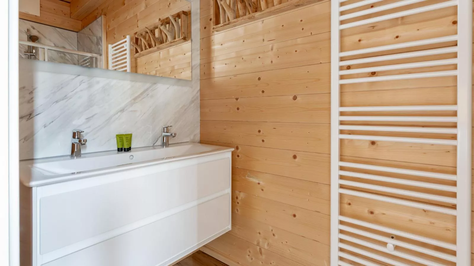 Rattendorf 3A - Badkamer