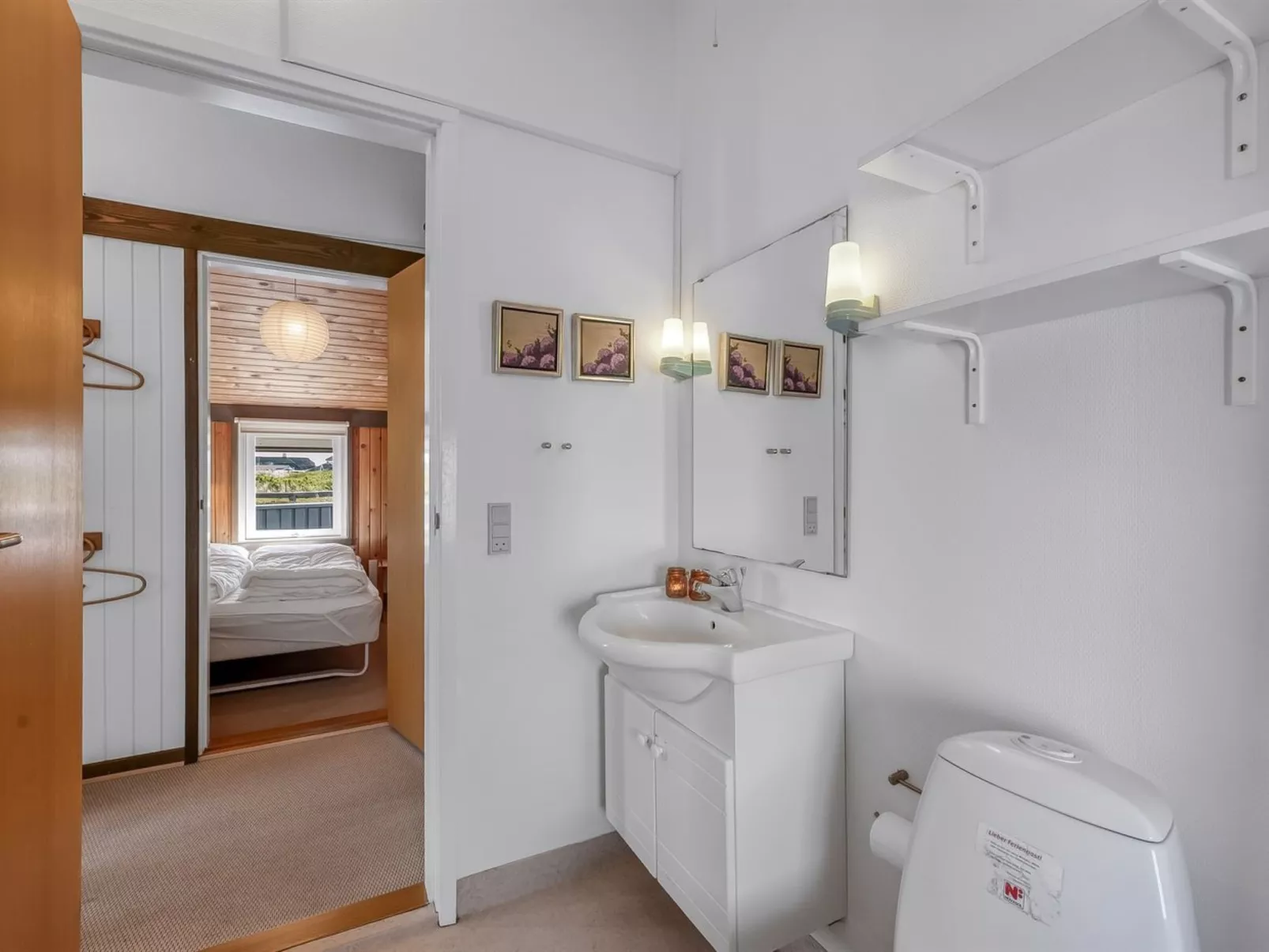 "Flory" - 400m from the sea - Binnen