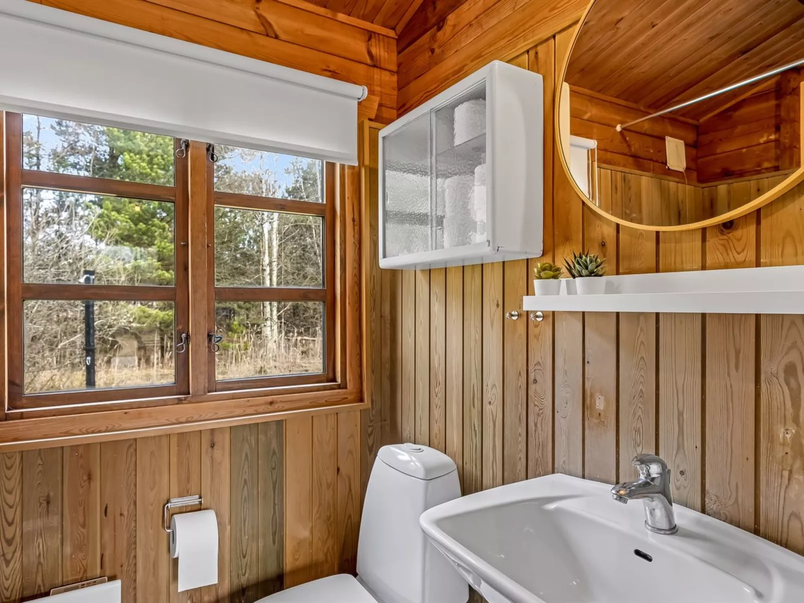 "Aksinja" - 500m from the sea - Binnen