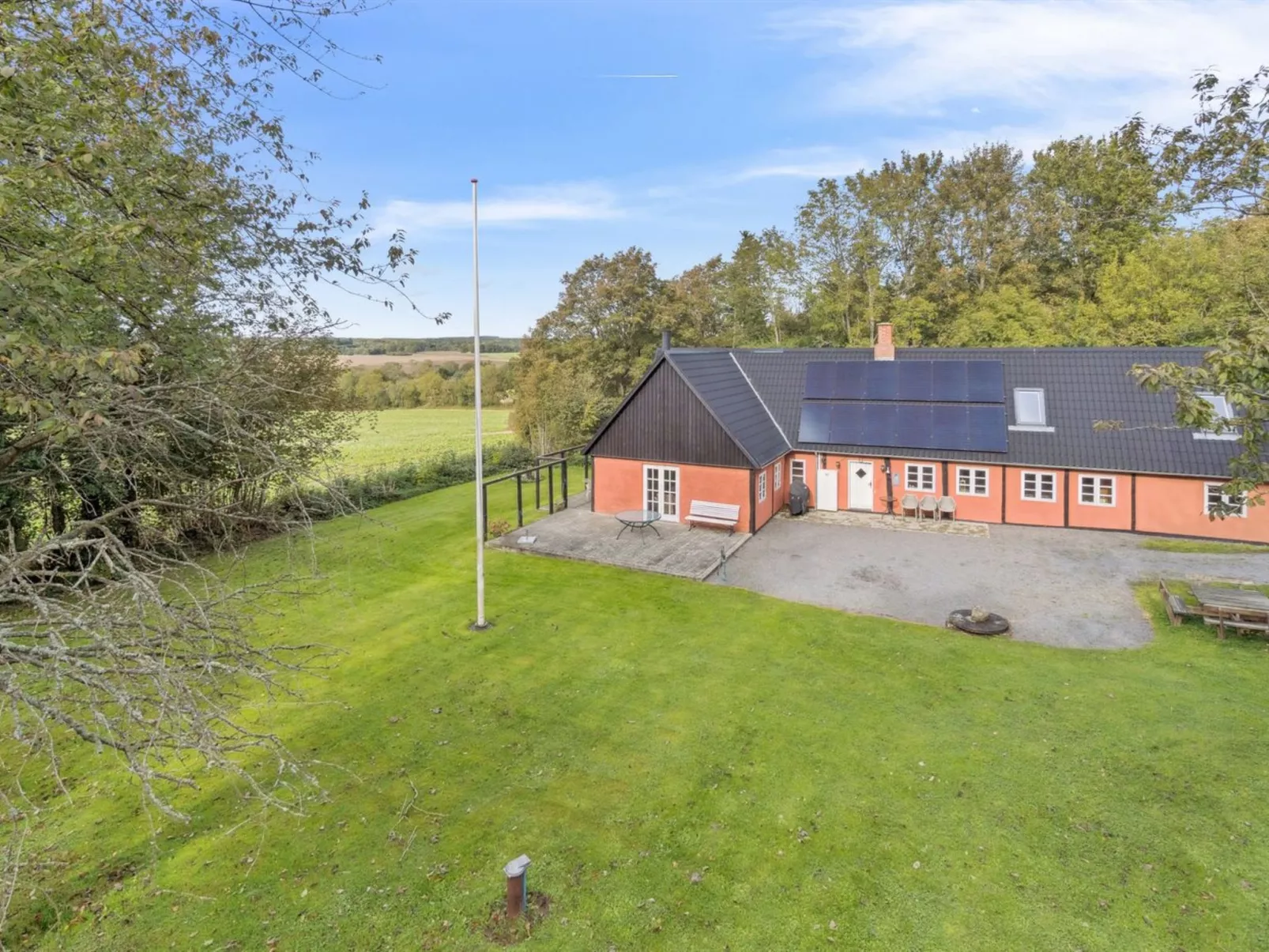 "Sigbritt" - 3.7km from the sea - Buiten