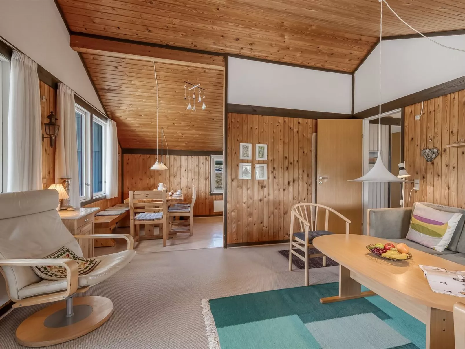 "Flory" - 400m from the sea - Binnen