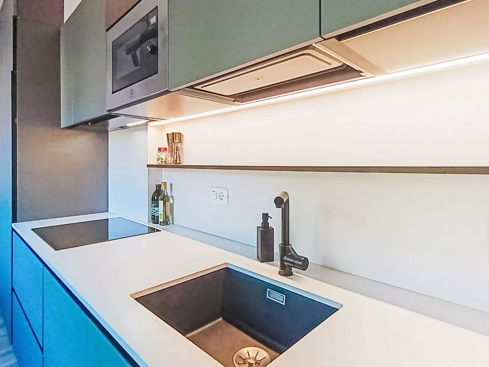 Family and Friends - Binnen