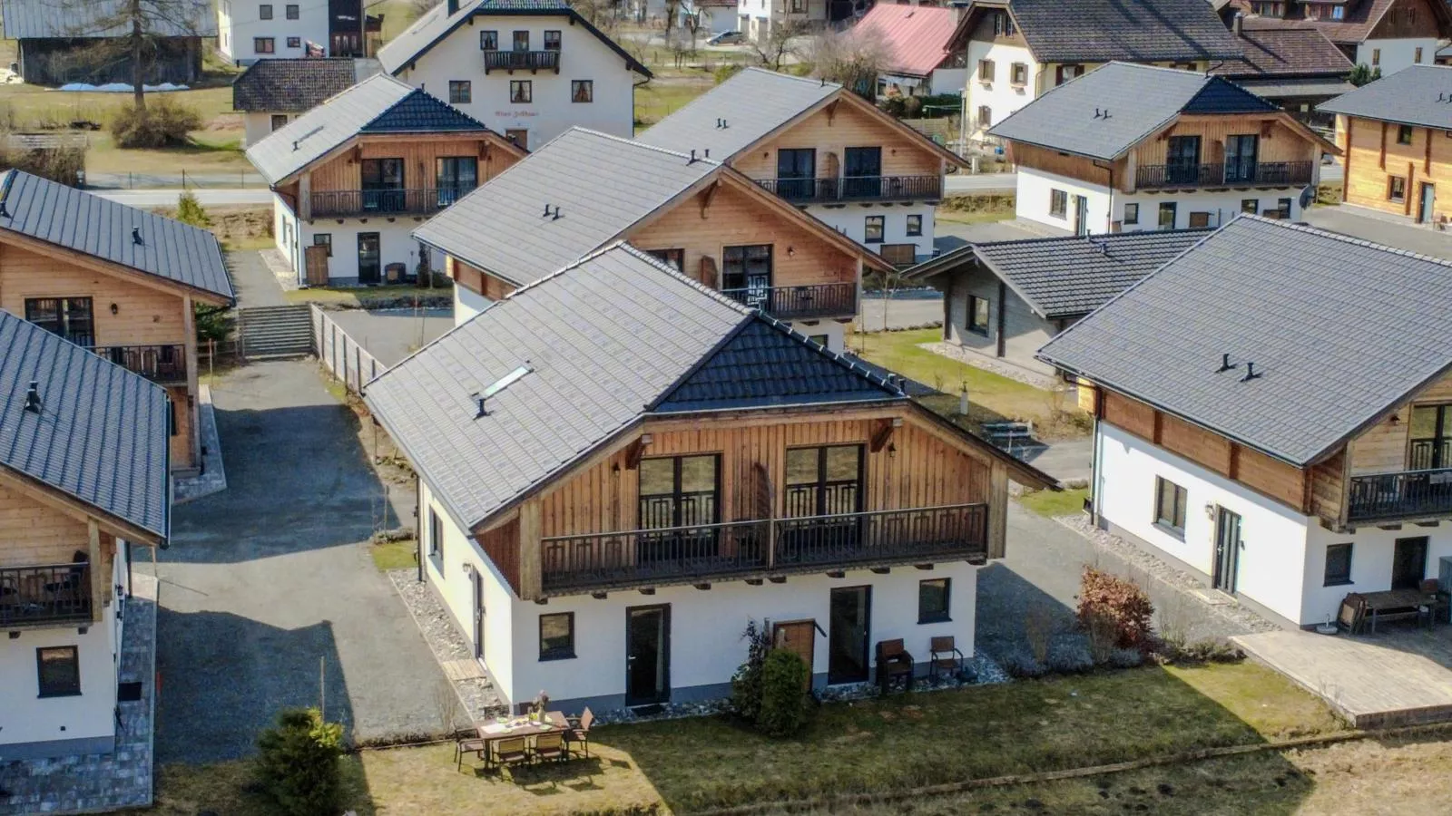 Rattendorf 15B - Buitenkant zomer