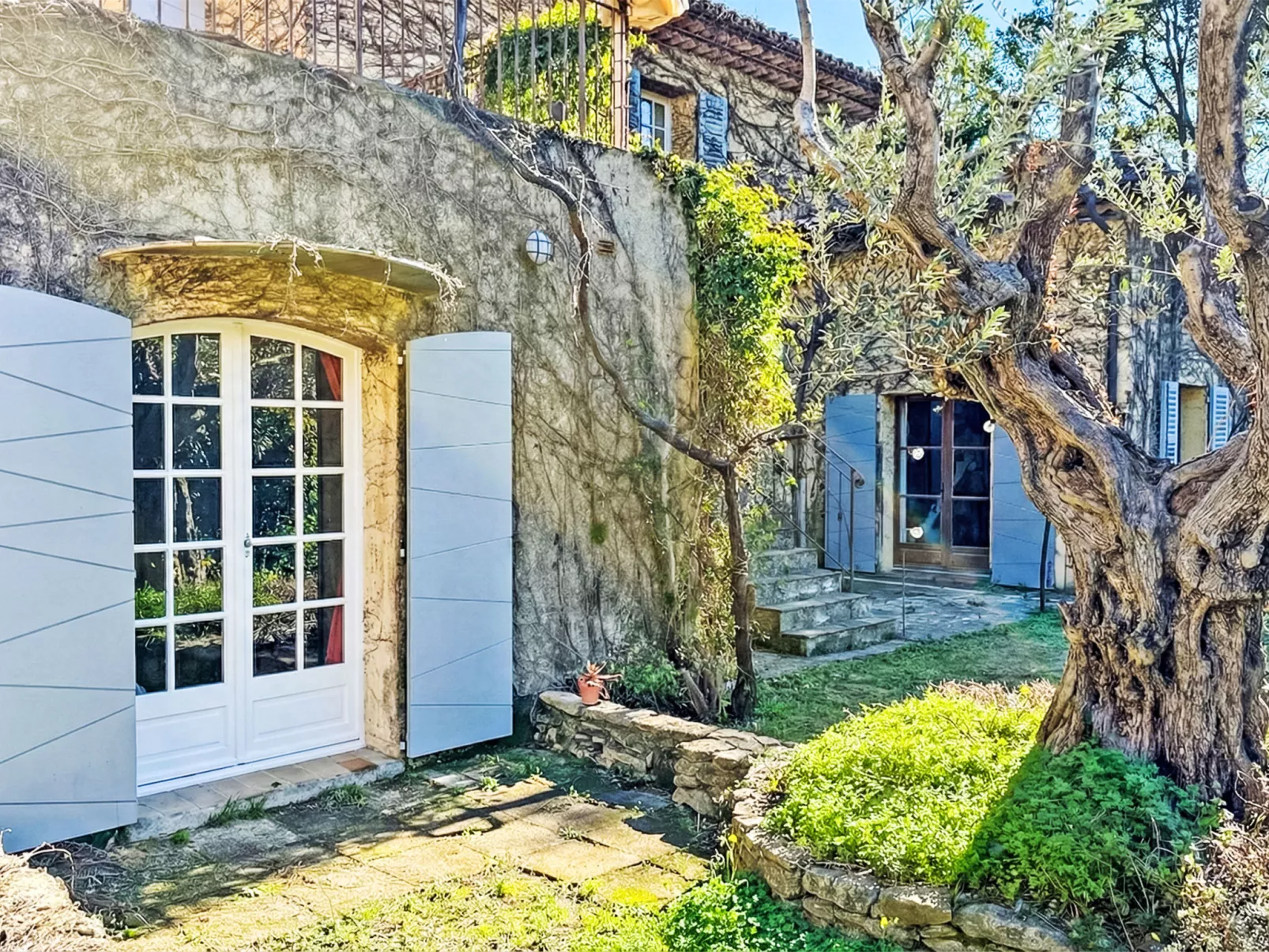 Villa 6 Chambres 12 Pers - Piscine - Clim - Wifi - Buiten