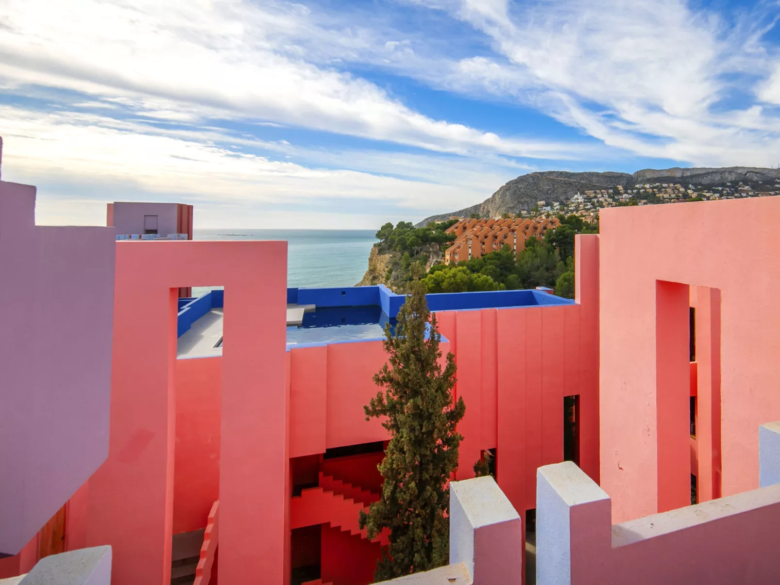 Muralla Roja - Buiten