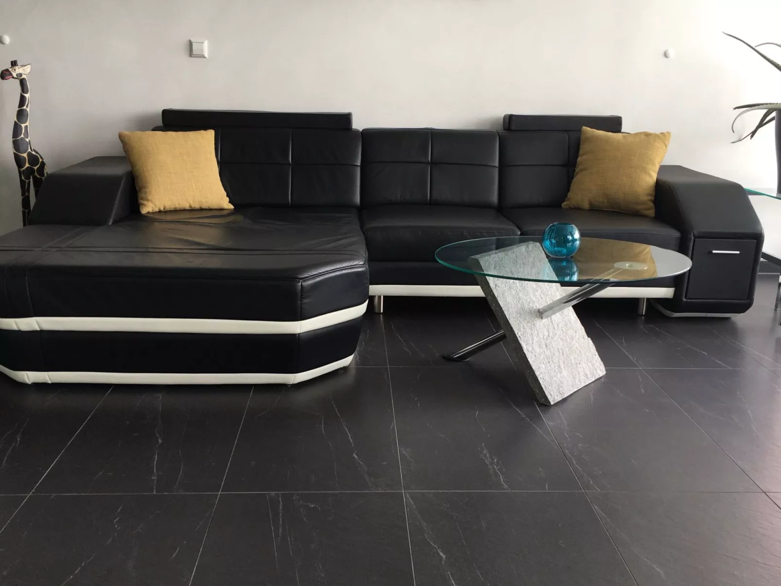 In bester Wohnlage mit traumhafter Sicht auf die Insel Mainau - Binnen