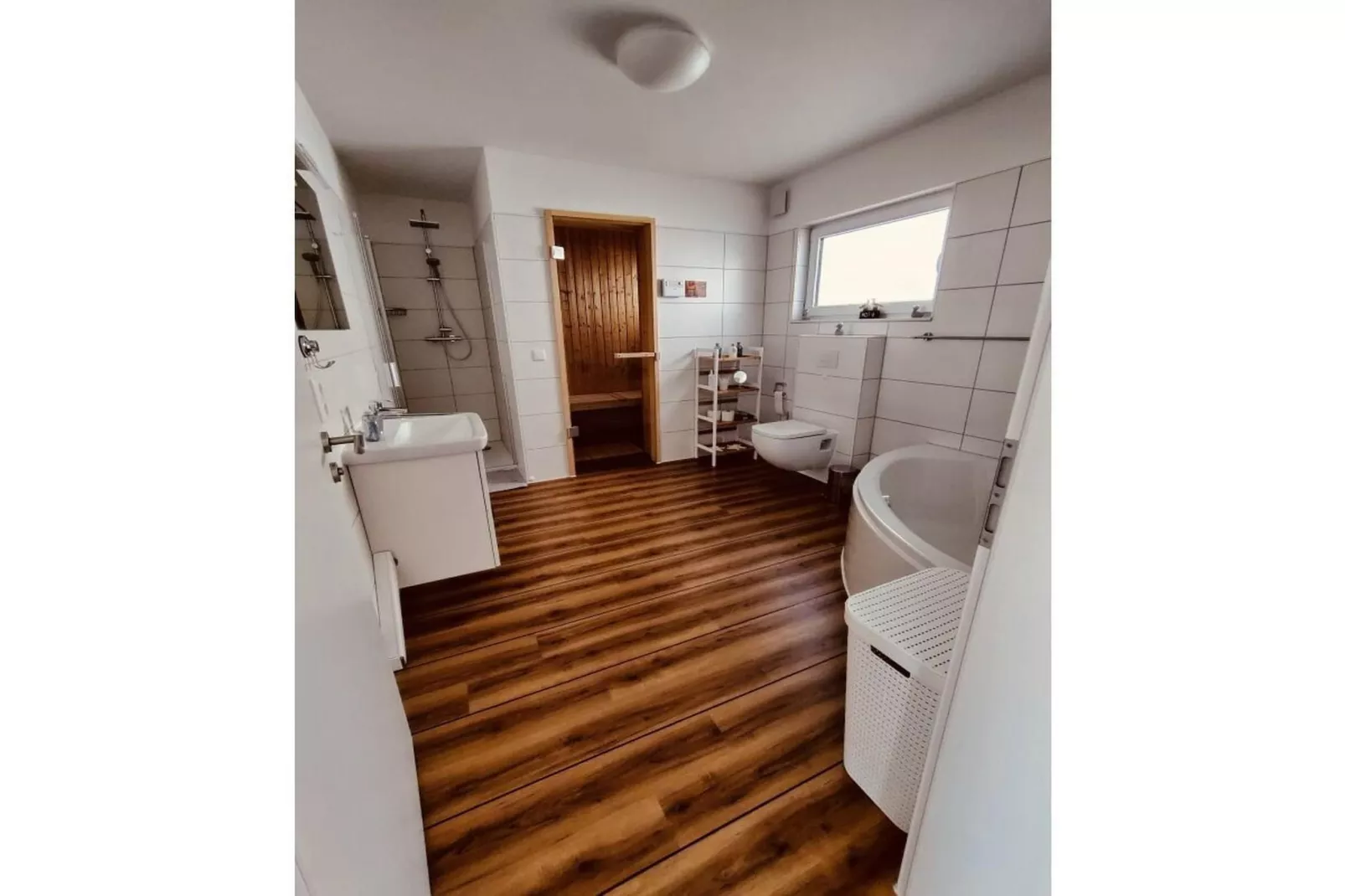 325724 - Badkamer