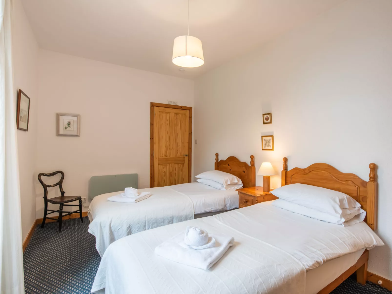 Old Stable & Dairy Combi - Binnen