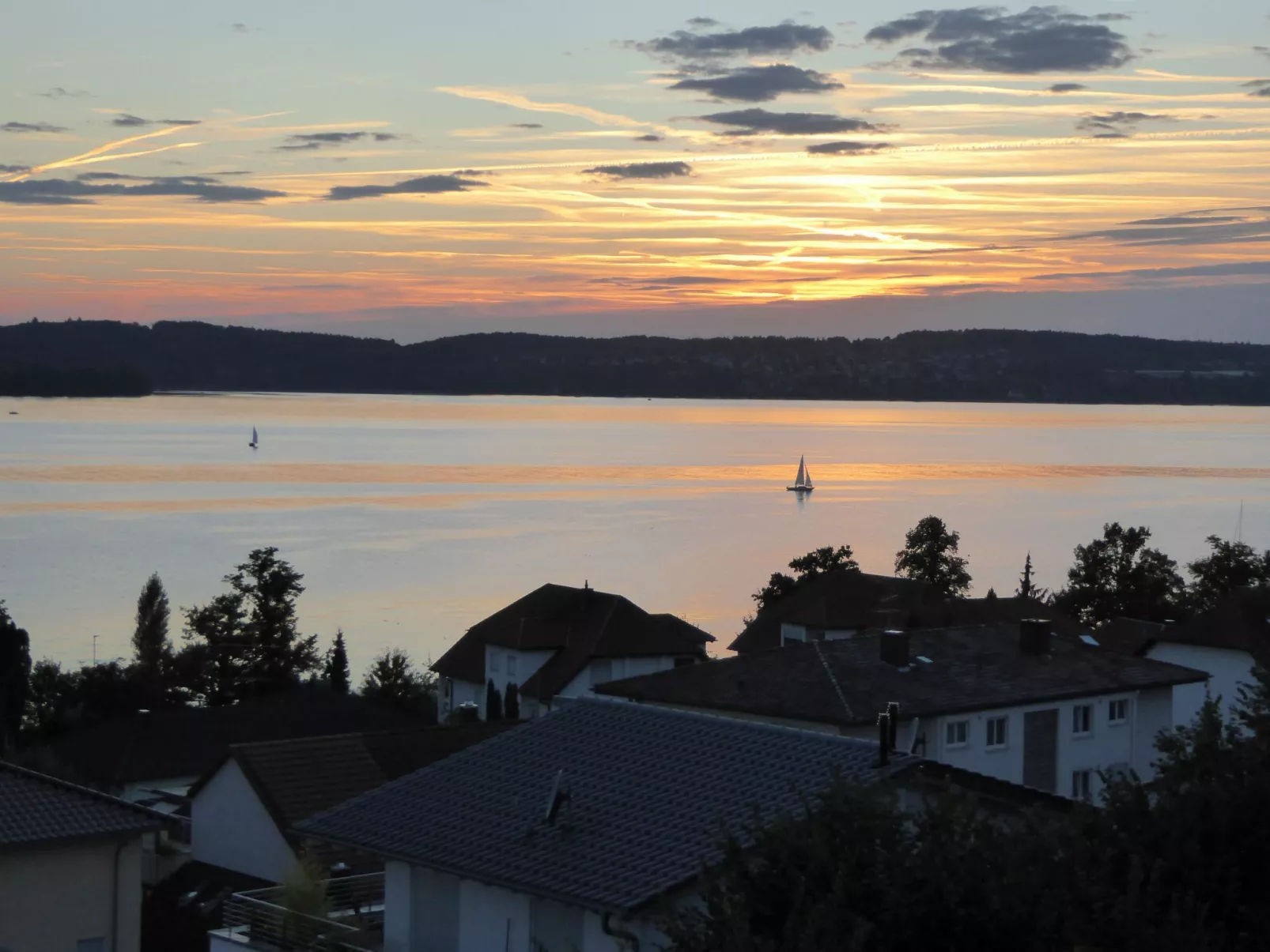In bester Wohnlage mit traumhafter Sicht auf die Insel Mainau - Buiten