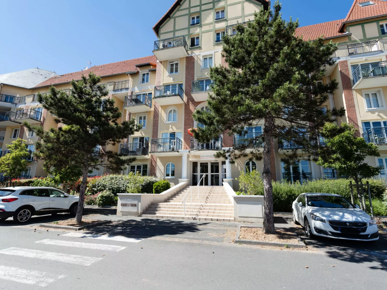 Port Guillaume - Buiten
