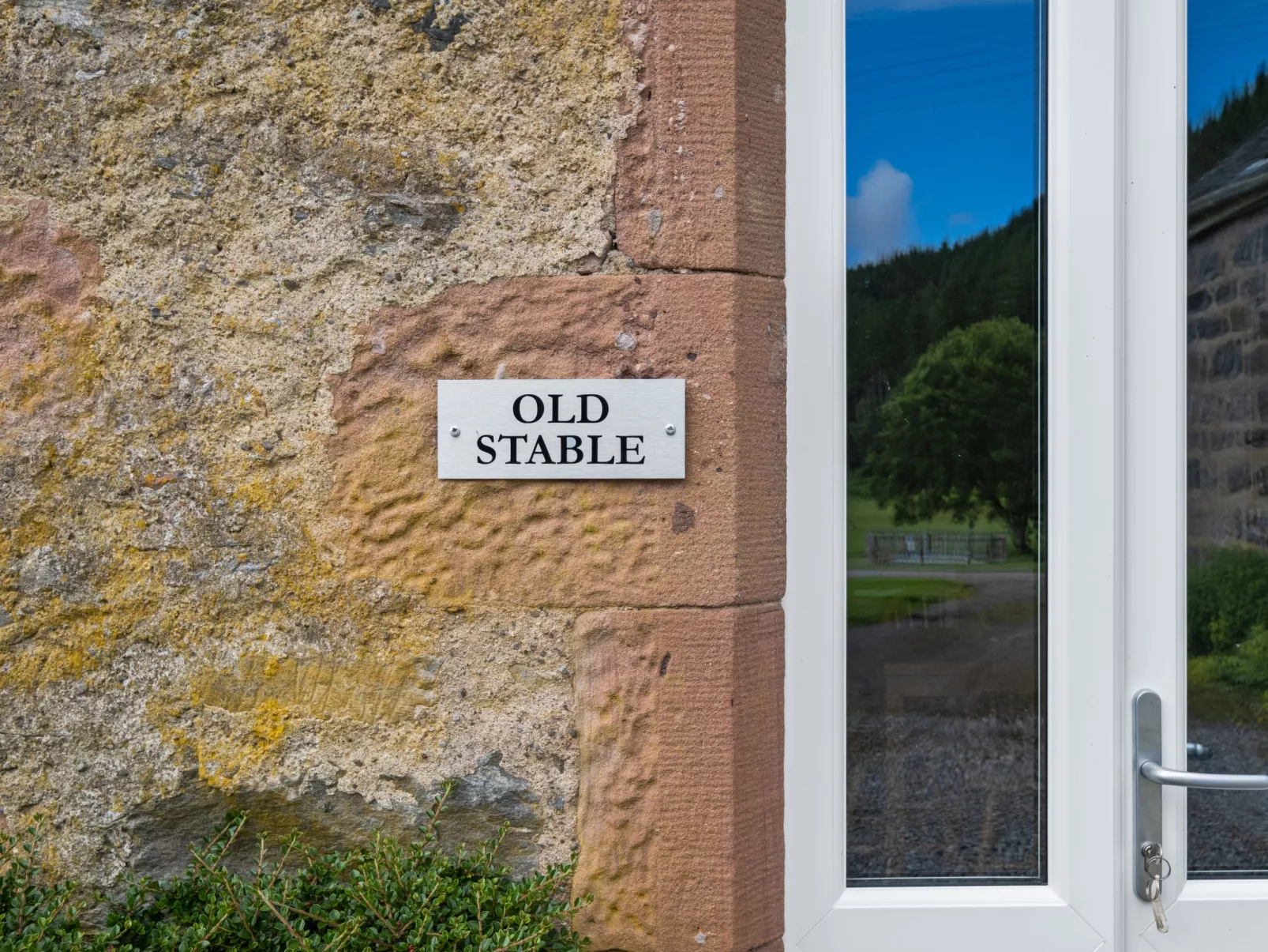 Old Stable & Dairy Combi - Buiten