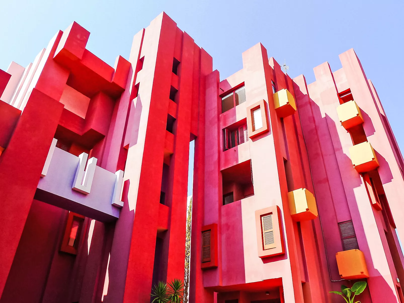 Muralla Roja - Buiten