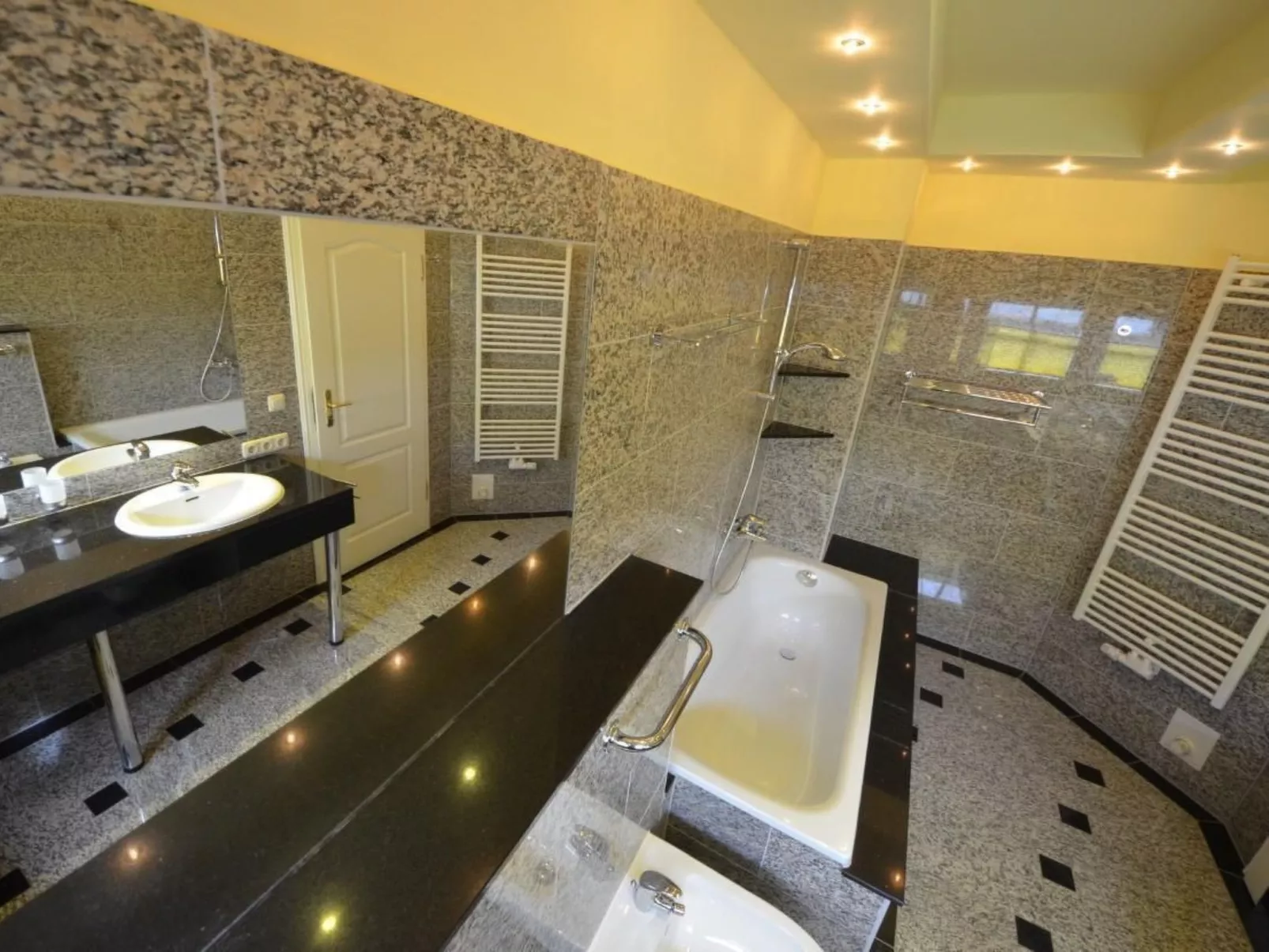 Bel Air in Gager mit Grill und Sauna - Binnen