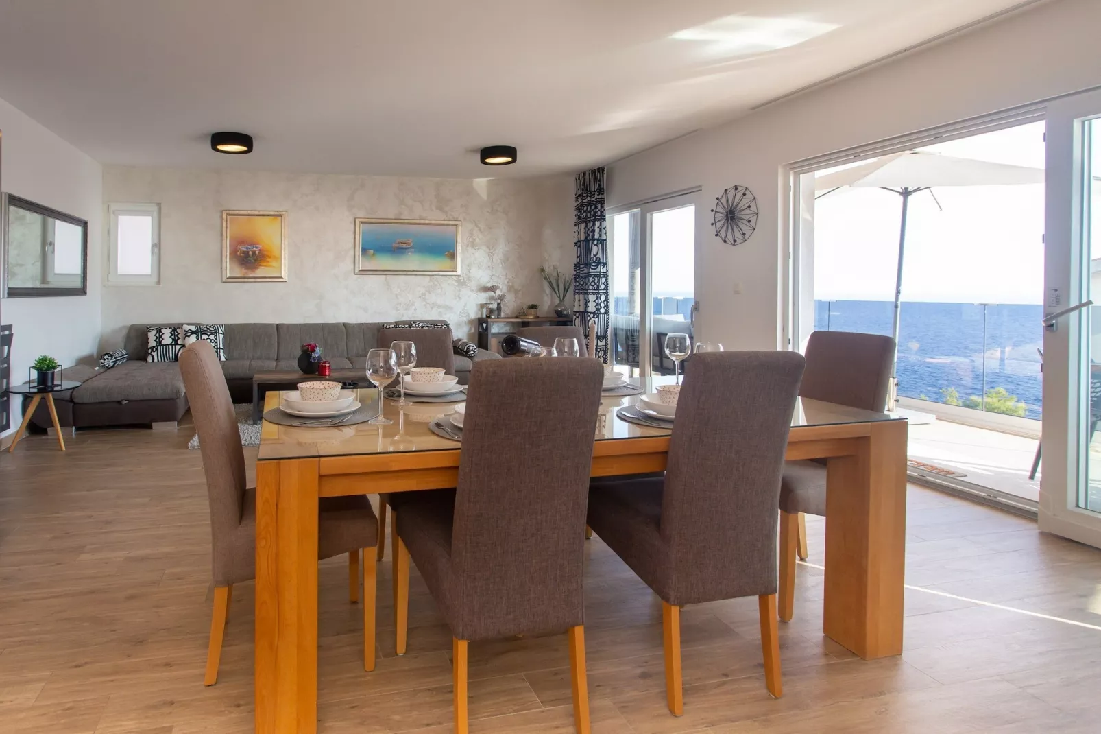 Apartments Aqua - Superior Two Bedroom Apartment with Terrace and Sea View (Aqua 2)