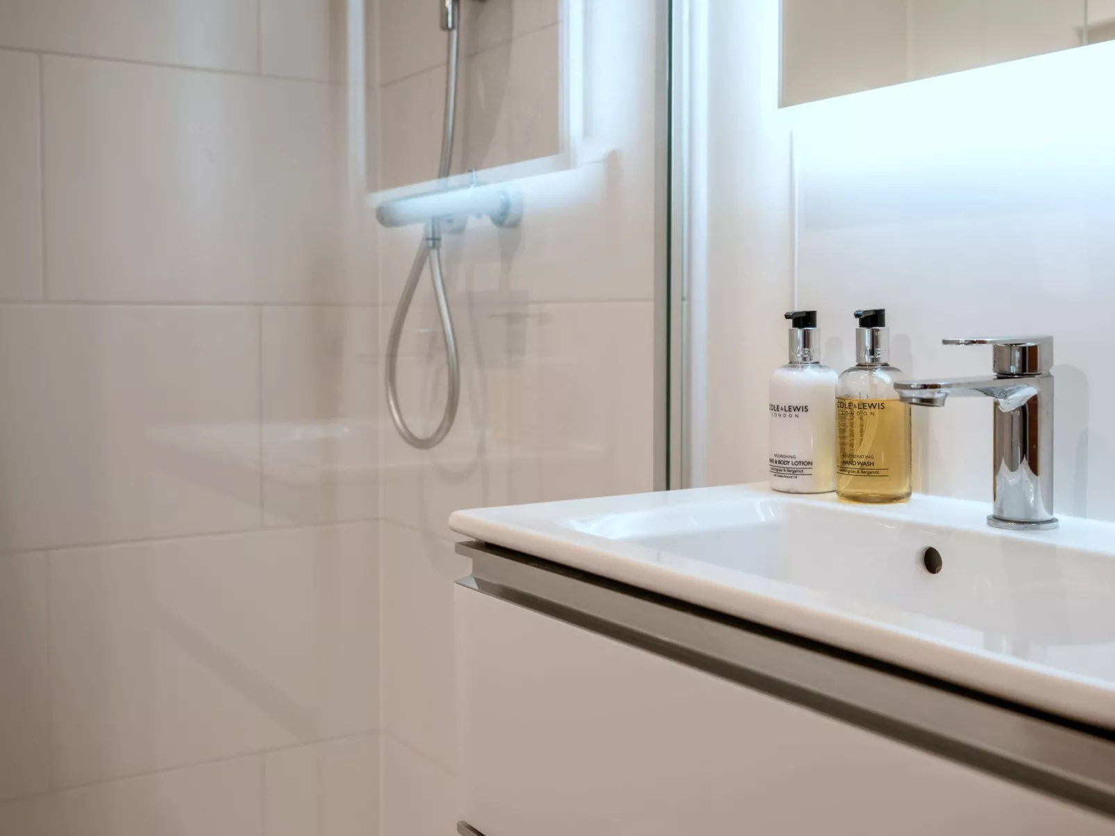 Alpine Cottage - Binnen