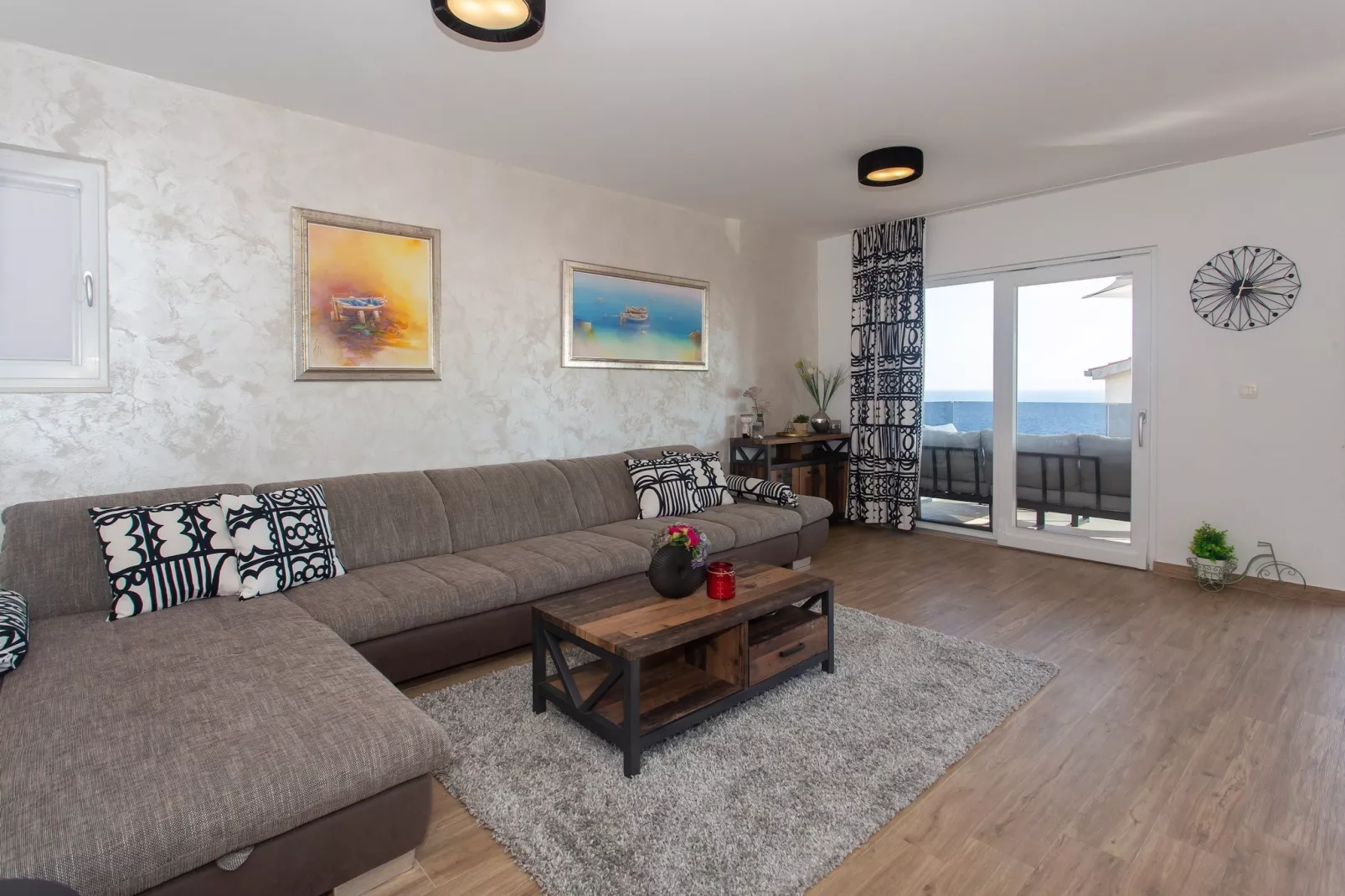 Apartments Aqua - Superior Two Bedroom Apartment with Terrace and Sea View (Aqua 2) - Binnen