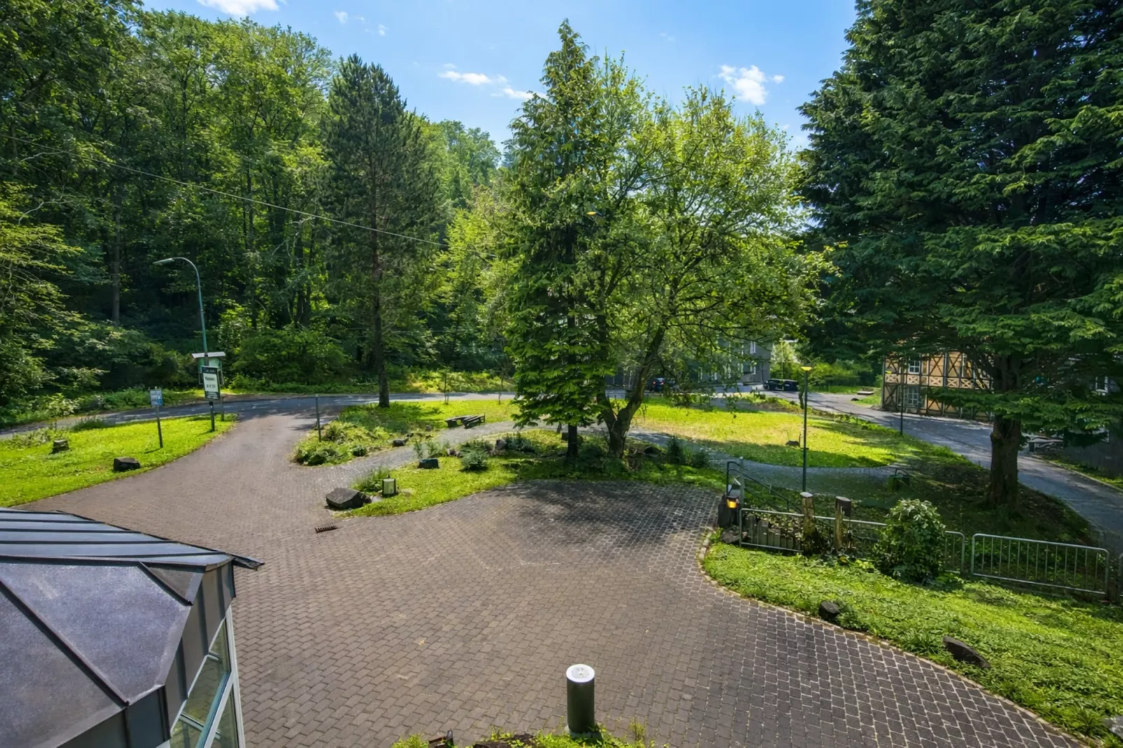 Family Suite / Standard Suit Room - Uitzicht zomer