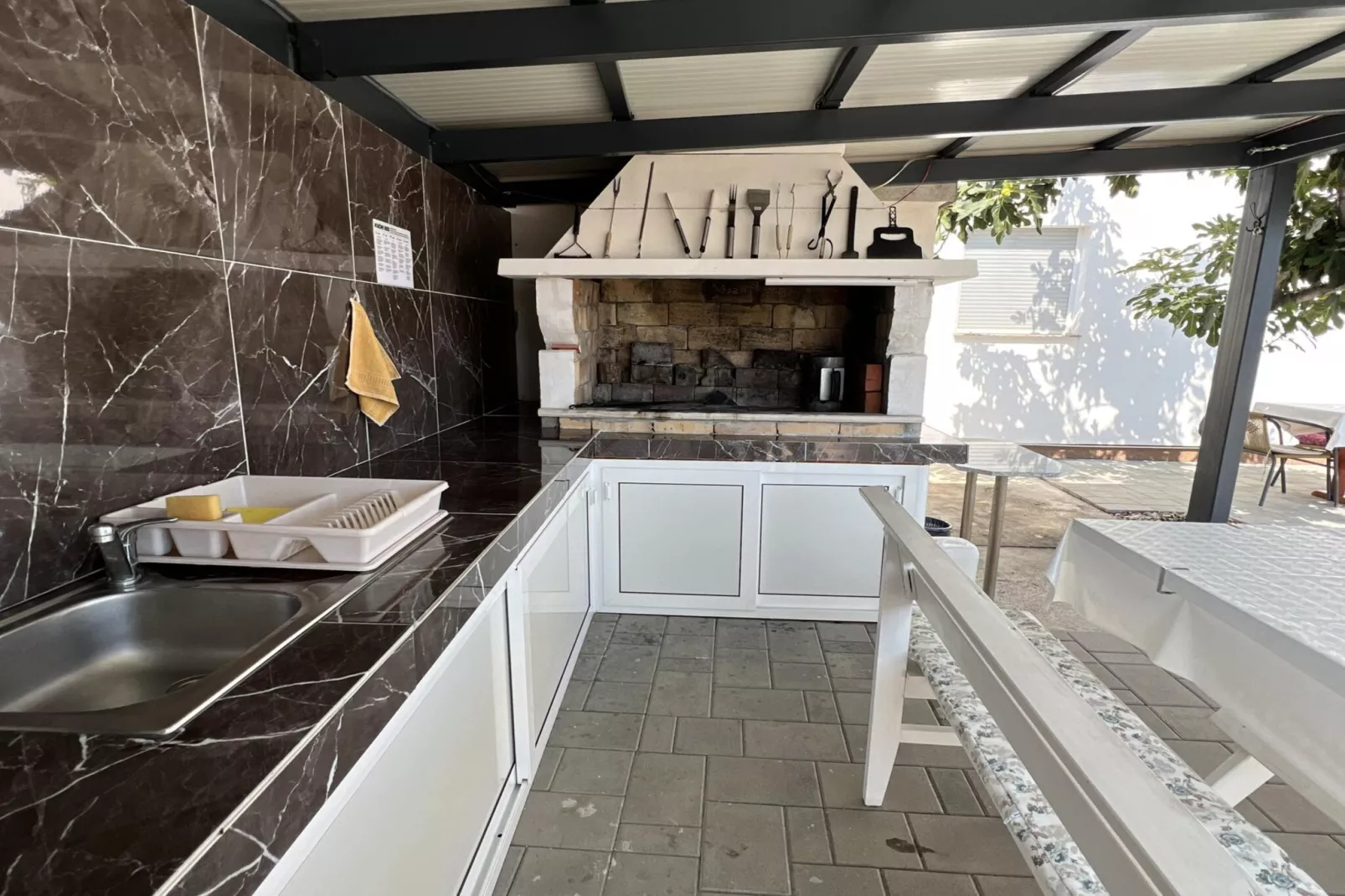 Apartment Lavaran 3 - Terrasbalkon