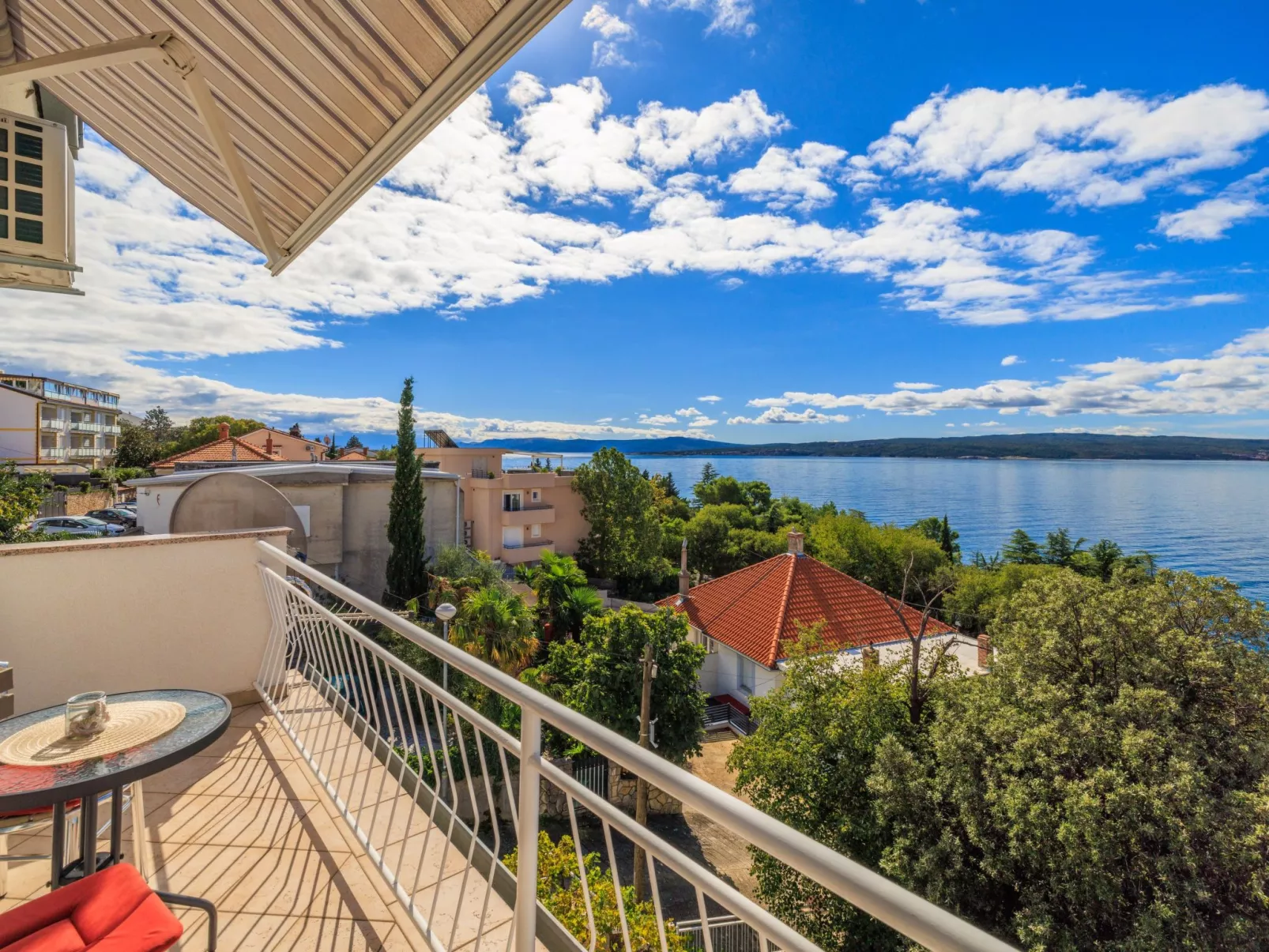 Wohnung mit Meerblick, 100m vom Strand entfernt - Image-tags.info