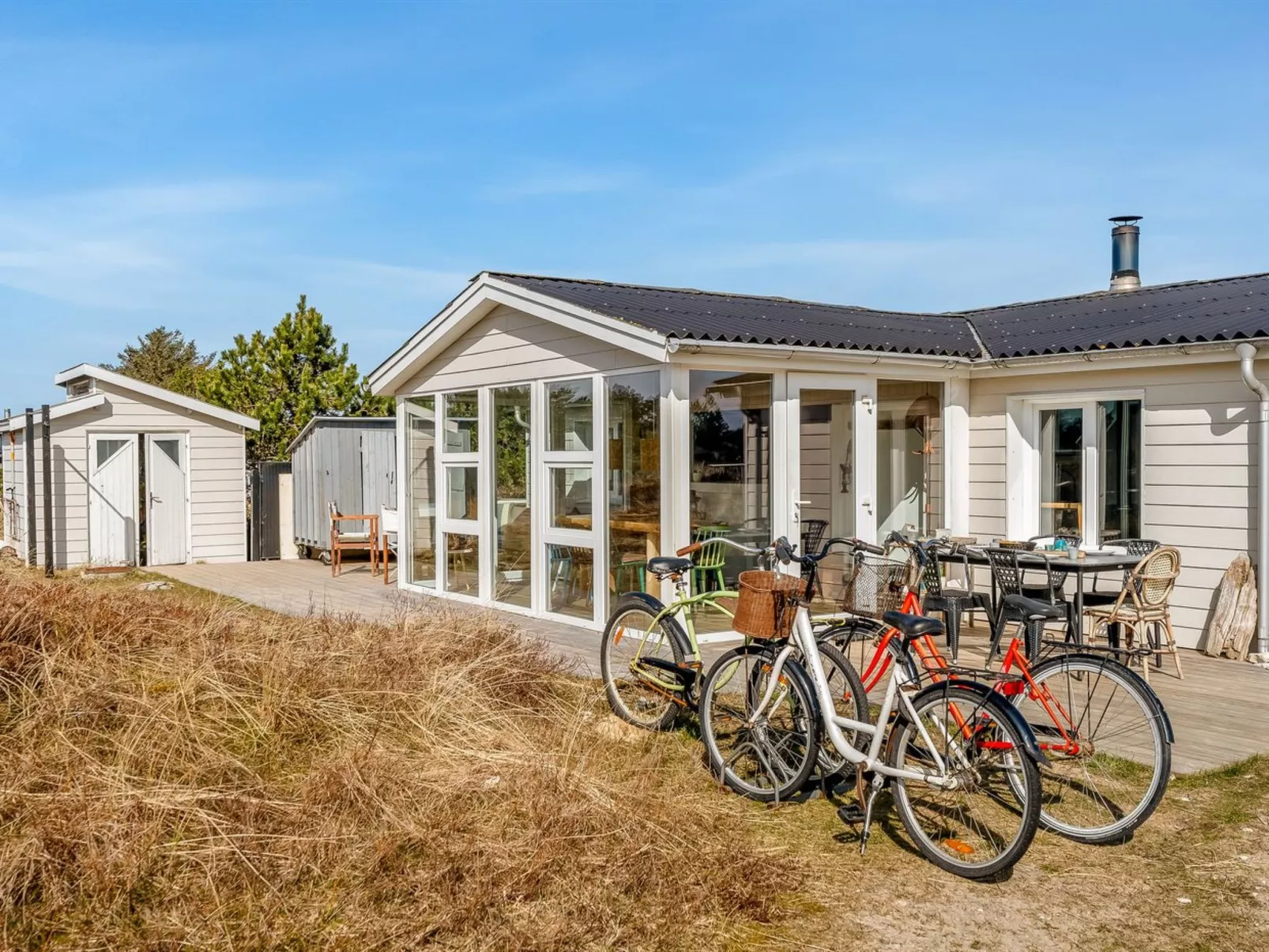 "Avelin" - 800m from the sea - Buiten