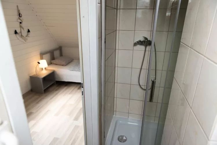 Całoroczny dom wakacyjny w Kopalinie - Binnen