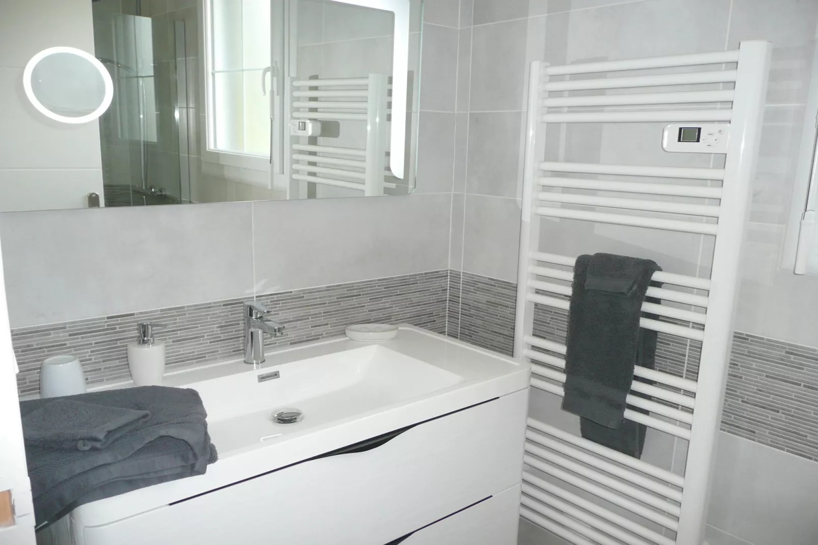 Ferienhaus mit Panorama-Meerblick Plonévez-Porzay - Badkamer