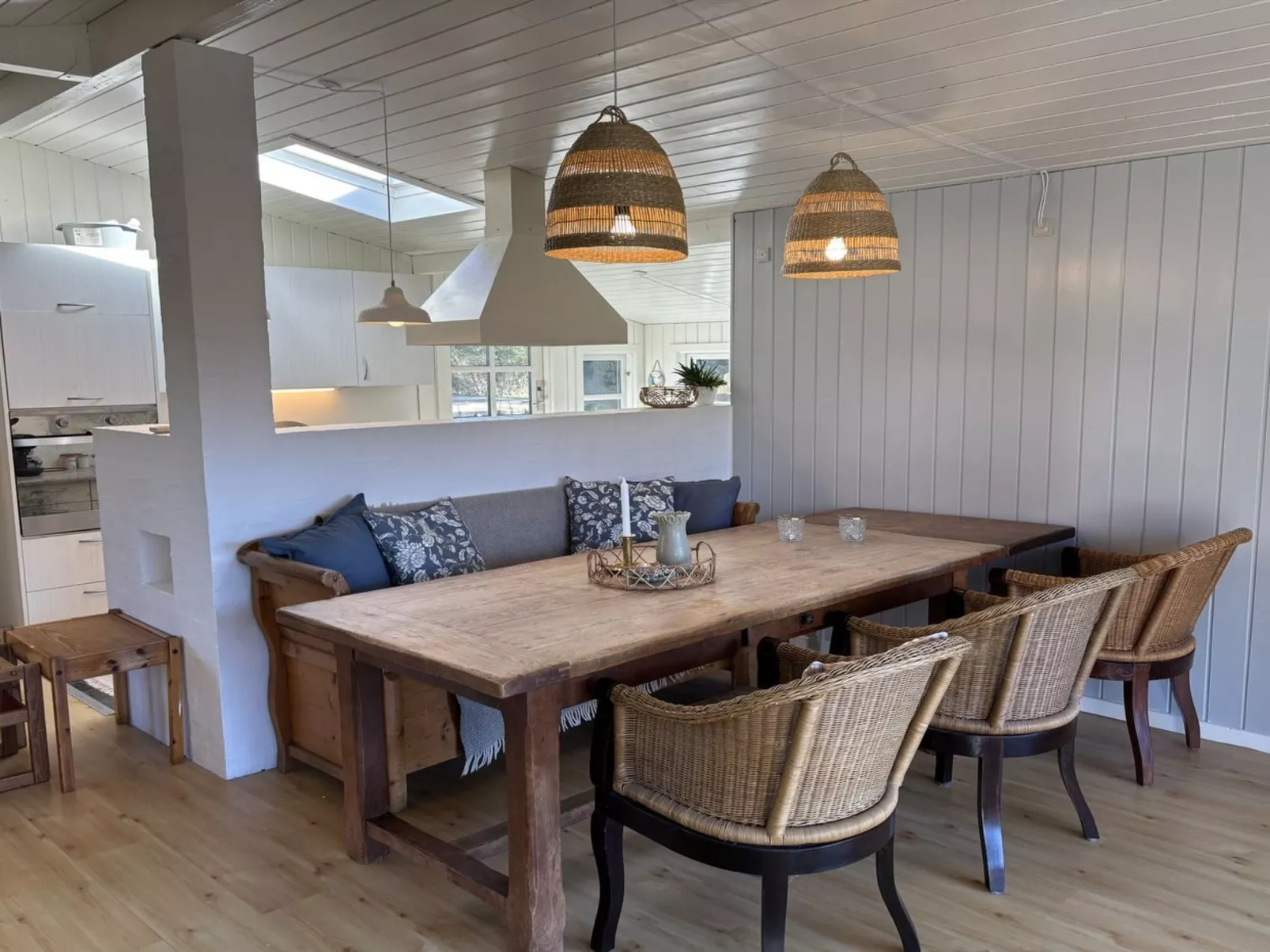 "Ilja" - 700m from the sea - Binnen