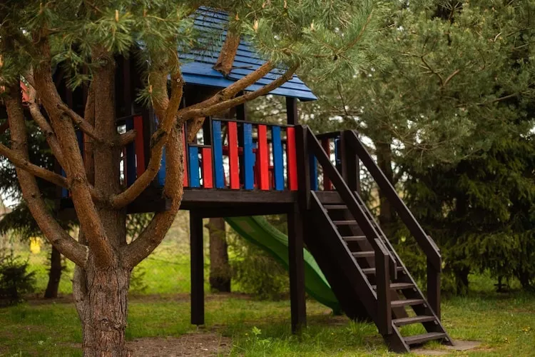 	Domek wakacyjny z 1 sypialnią na piętrze w Kopalinie - Tuinen zomer