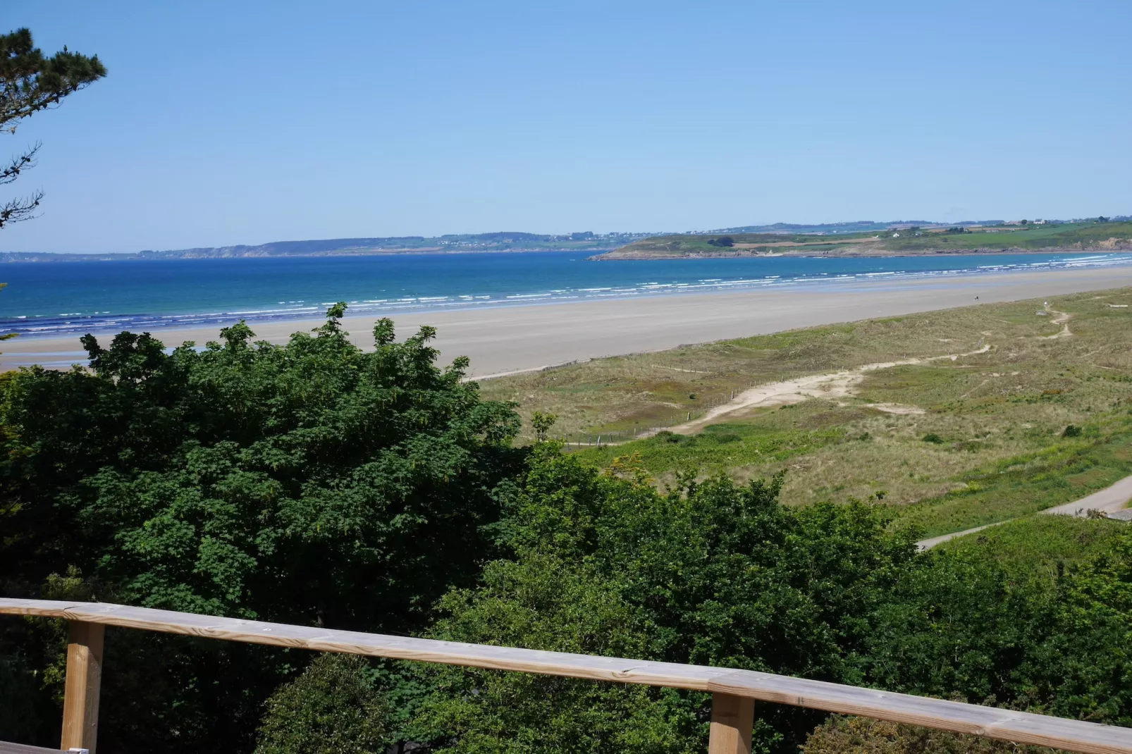 Ferienhaus mit Panorama-Meerblick Plonévez-Porzay - Uitzicht zomer