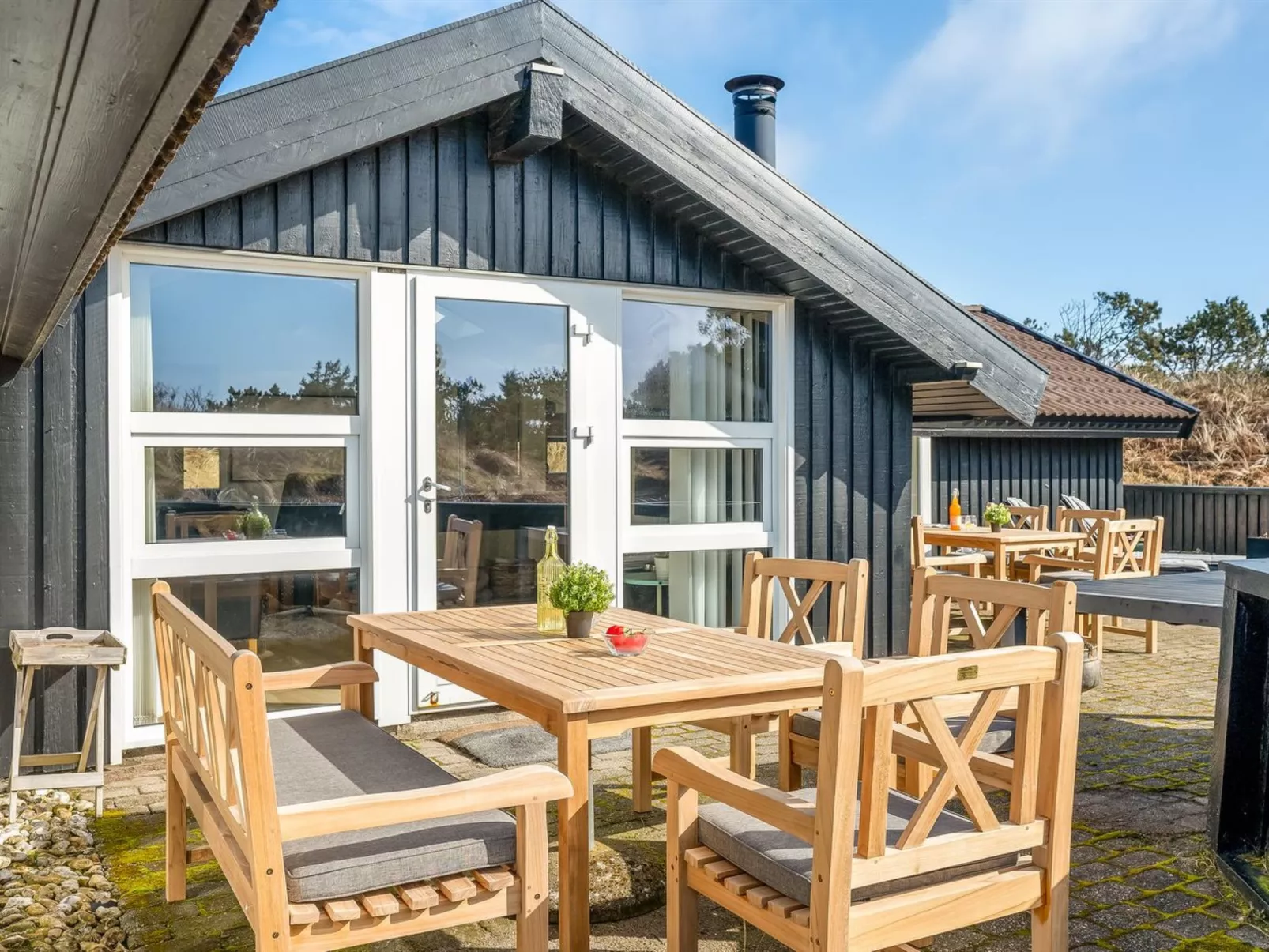 "Emin" - 700m from the sea - Buiten