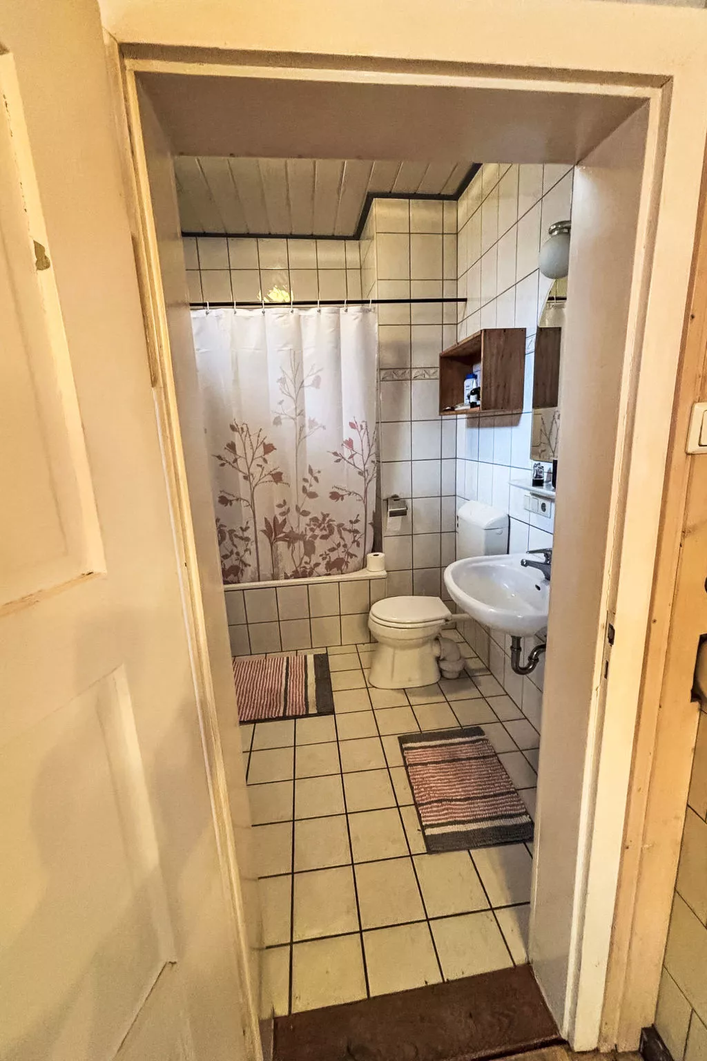 Mit großem Garten - Binnen