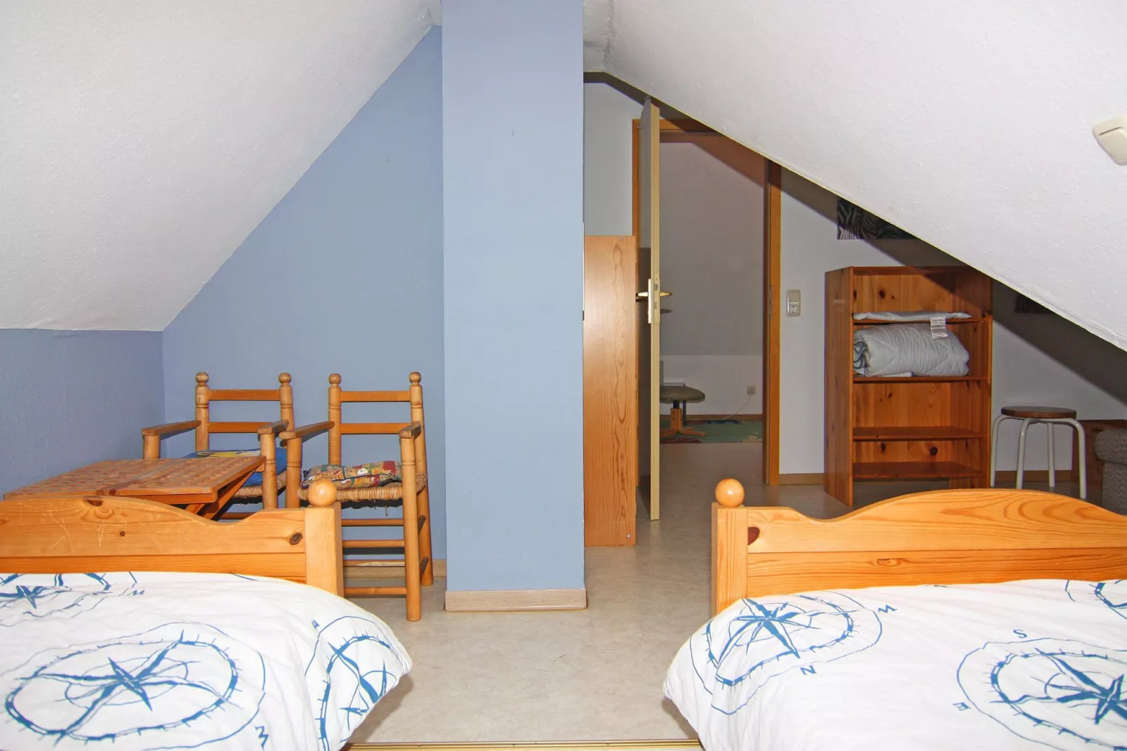 App F 15 a-DG über 2 Etagen 105 qm 4 Pers-Slaapkamer