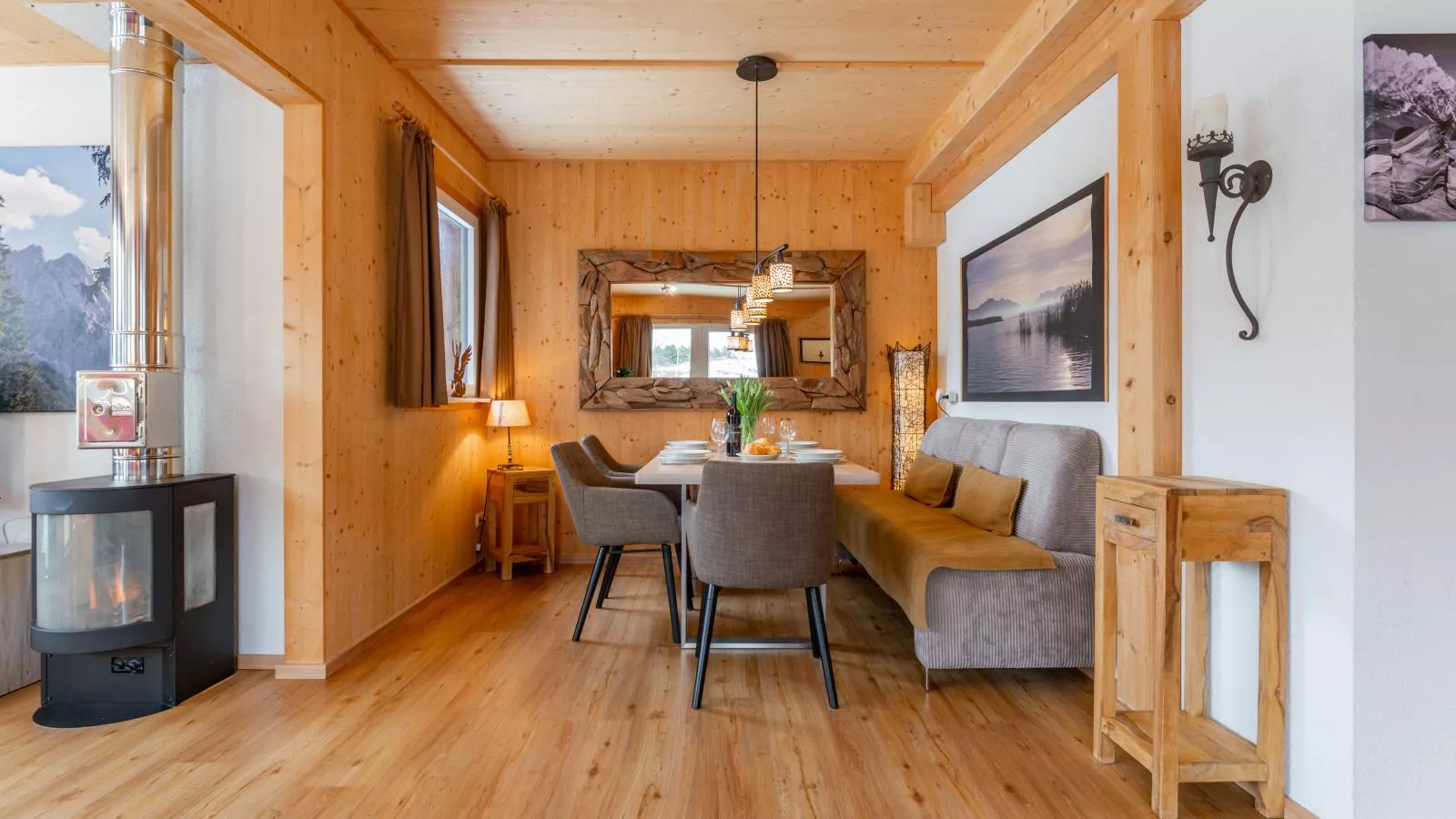 Adlerhorst - Eetkamer