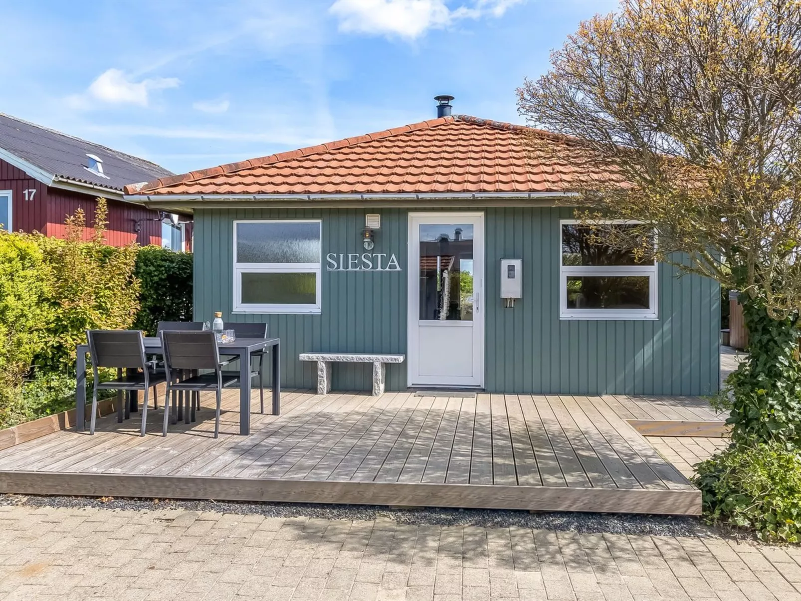 "Egonie" - 100m from the sea - Buiten