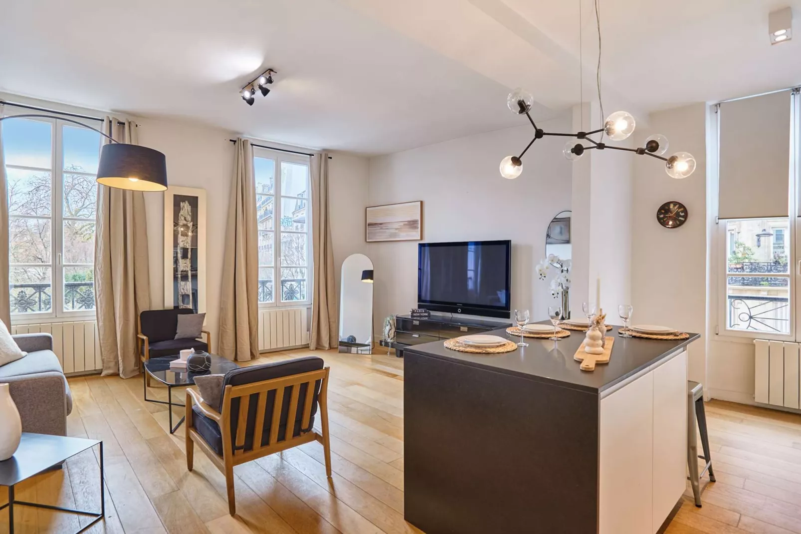 TEMPLE 165 - Niet-getagd