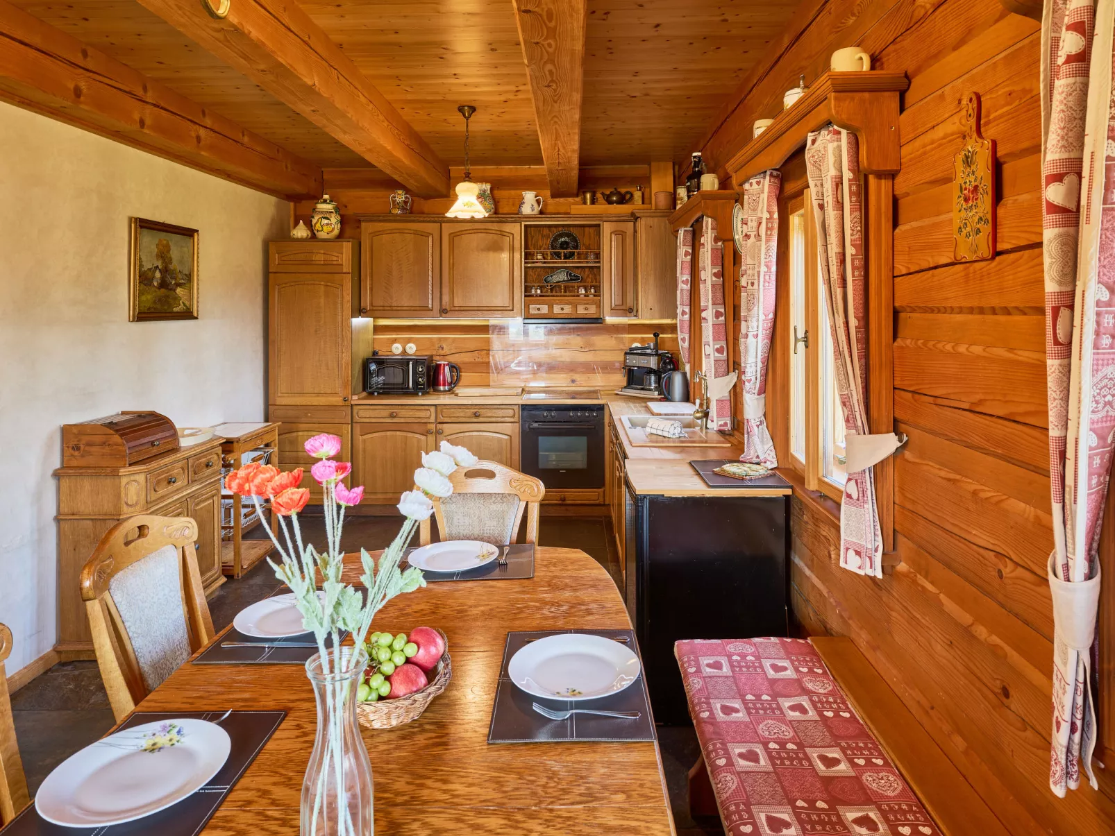 Timber Lodge with Hydromassage - Binnen