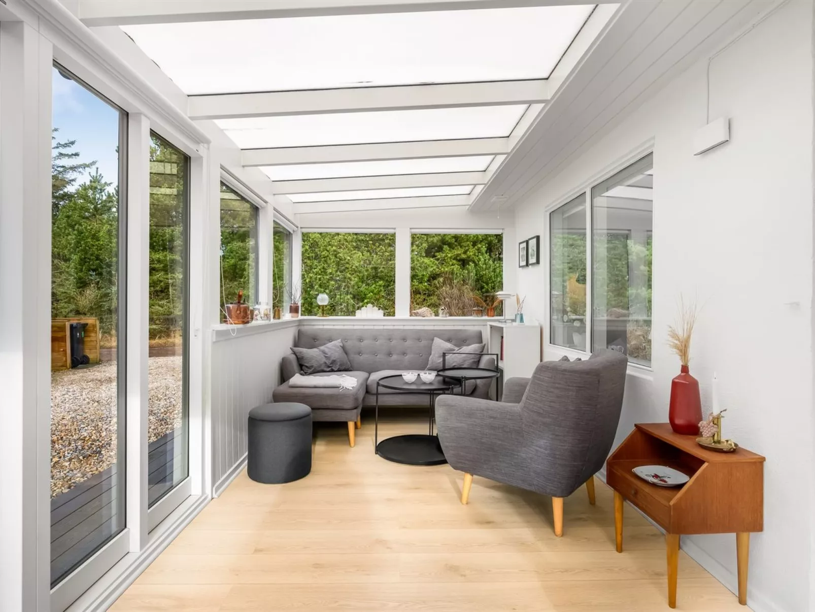 "Eliene" - 500m from the sea - Binnen