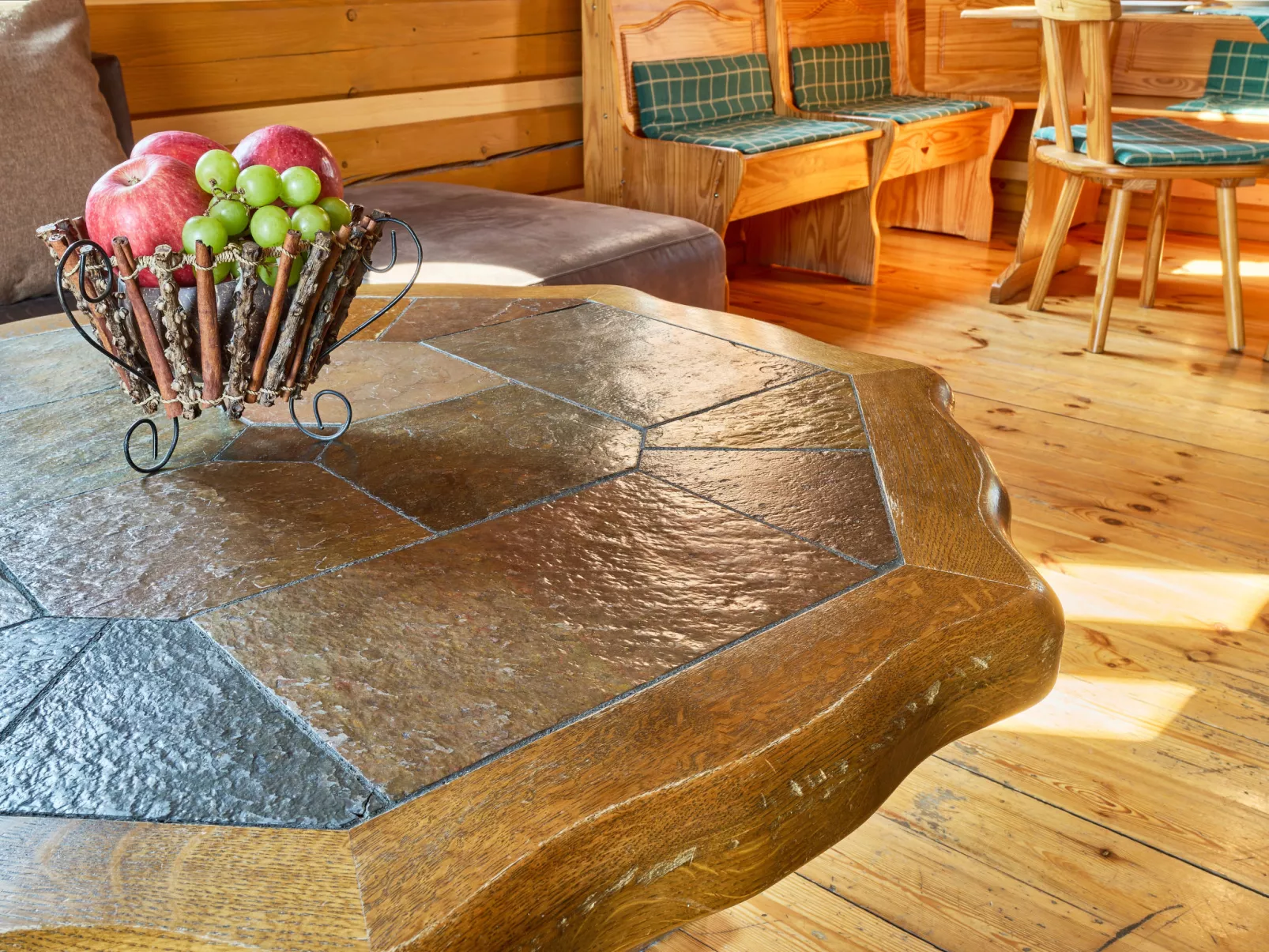 Timber Lodge with Sauna - Binnen